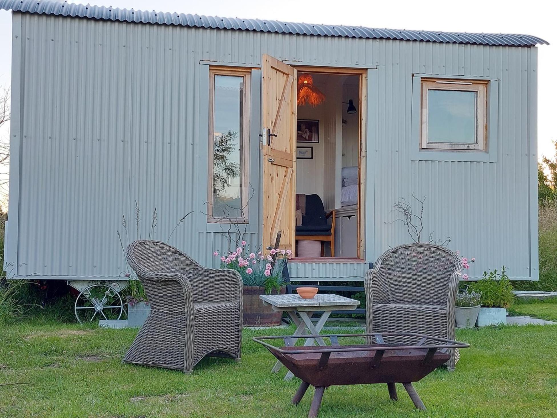 One-Bedroom Chalet - Photo 2
