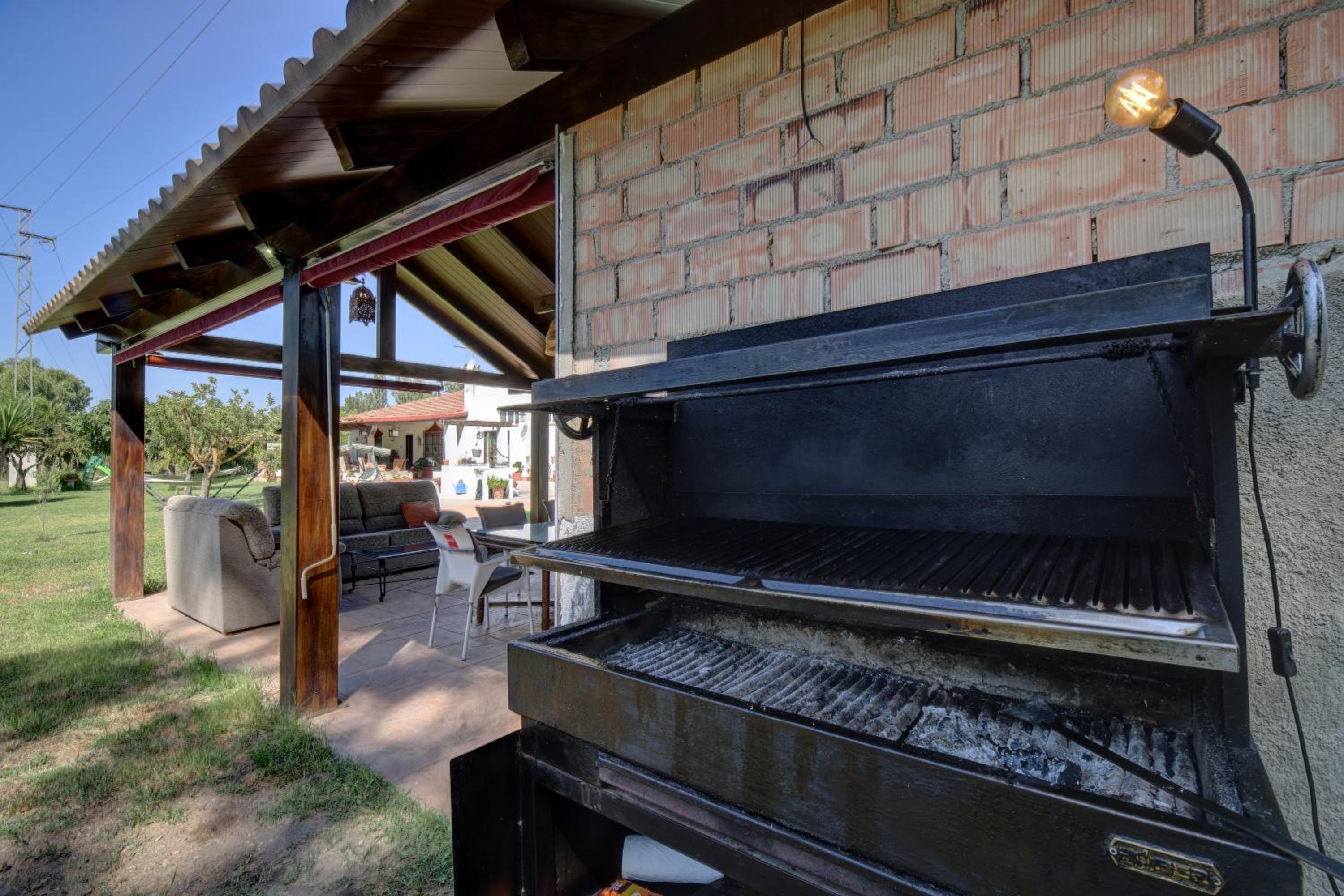 Three-Bedroom House - Photo 16