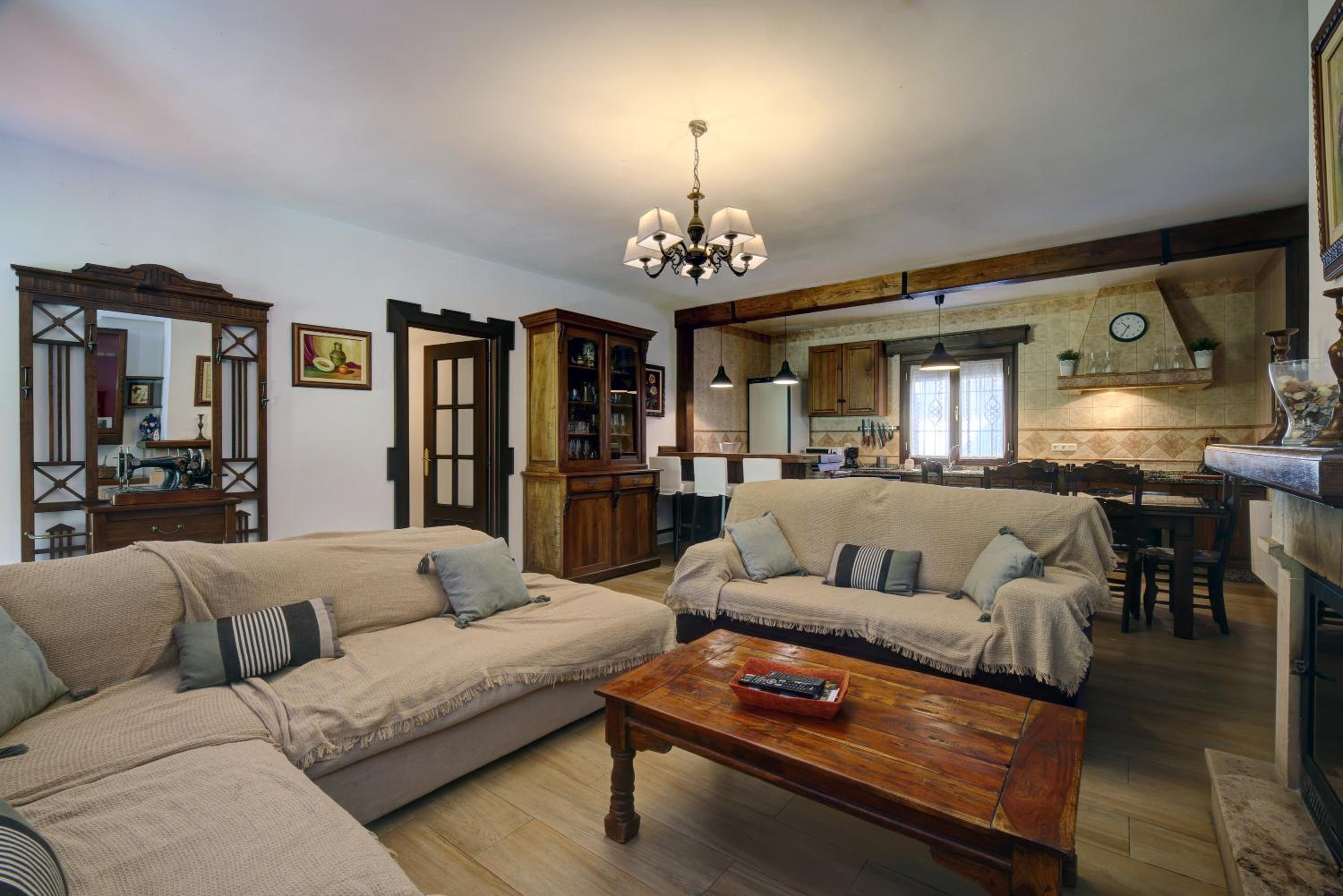 Three-Bedroom House - Photo 35