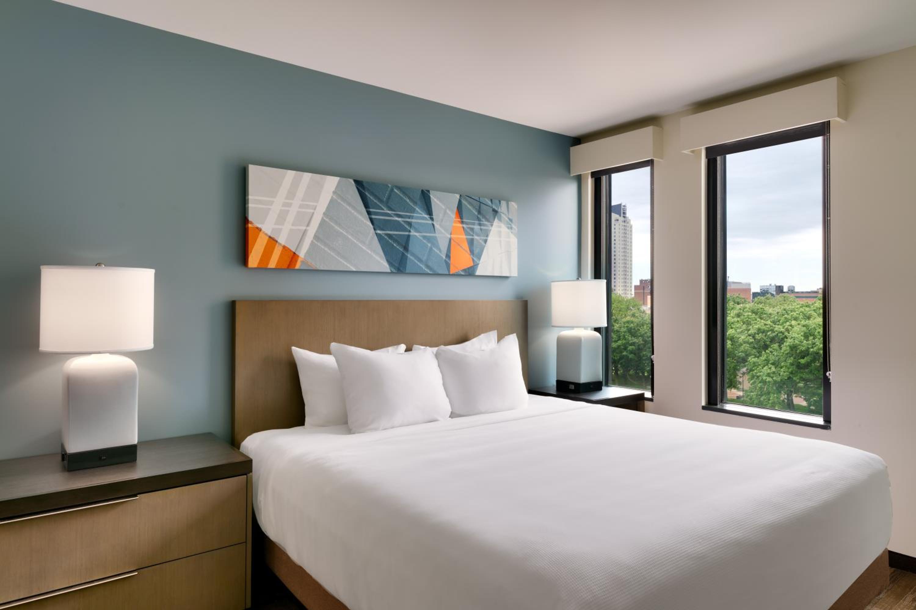 King Studio Suite with Kitchen and Sofa Bed - Photo 2
