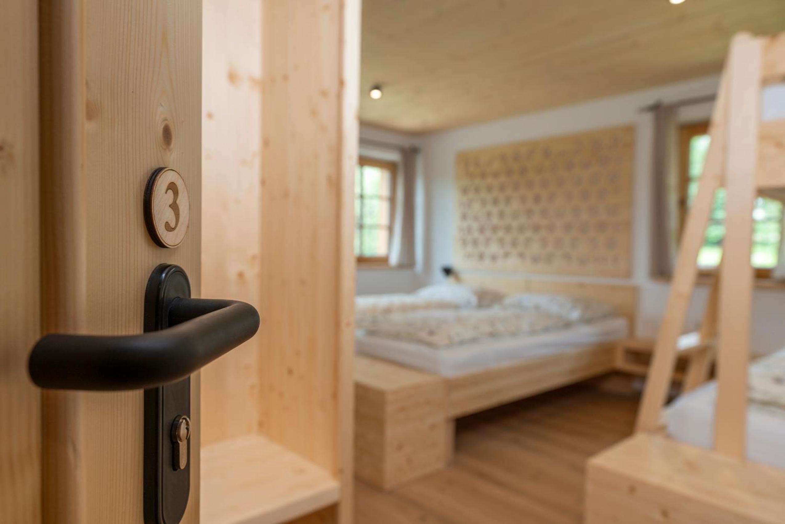 Quadruple Room with Private Bathroom - Photo 1