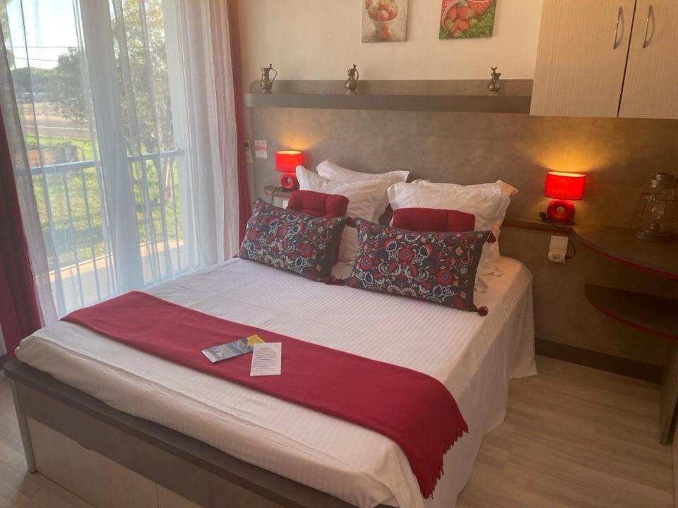 Double Room - Photo 6