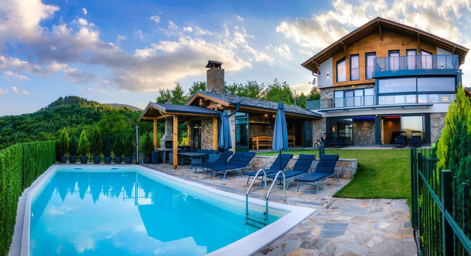 Villa with Private Pool photo 2
