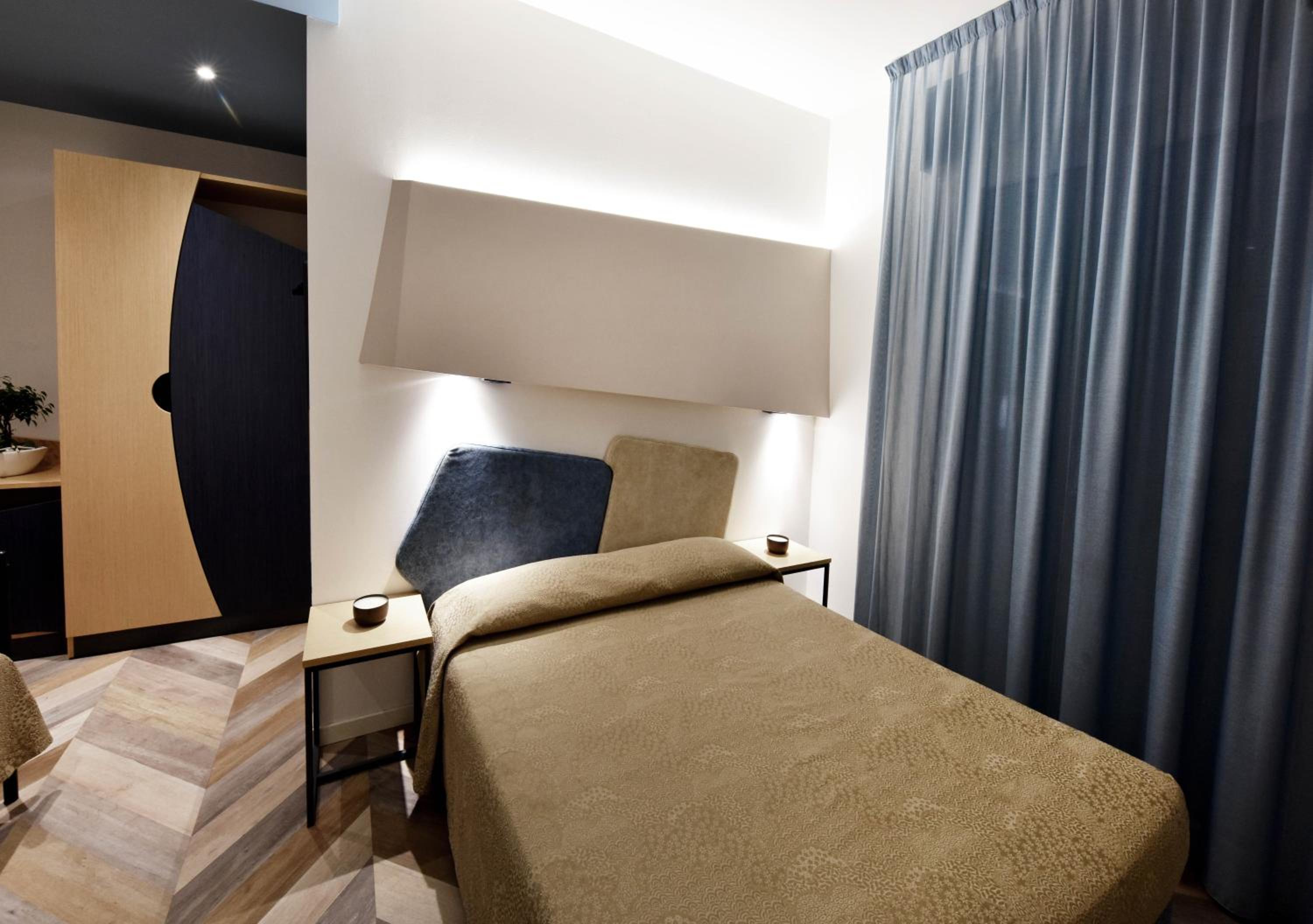 Triple Room - Photo 2