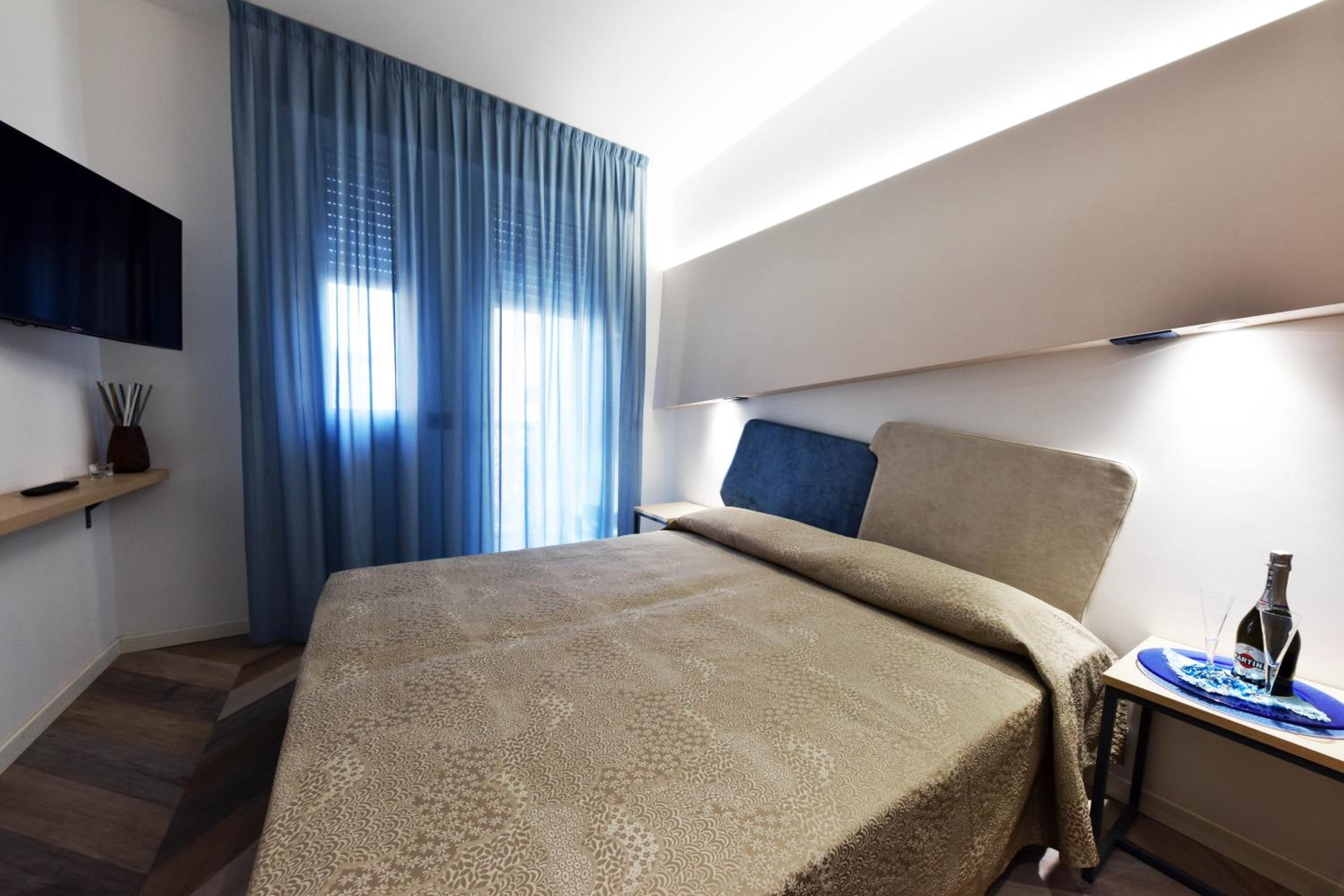 Superior Double or Twin Room - Photo 1