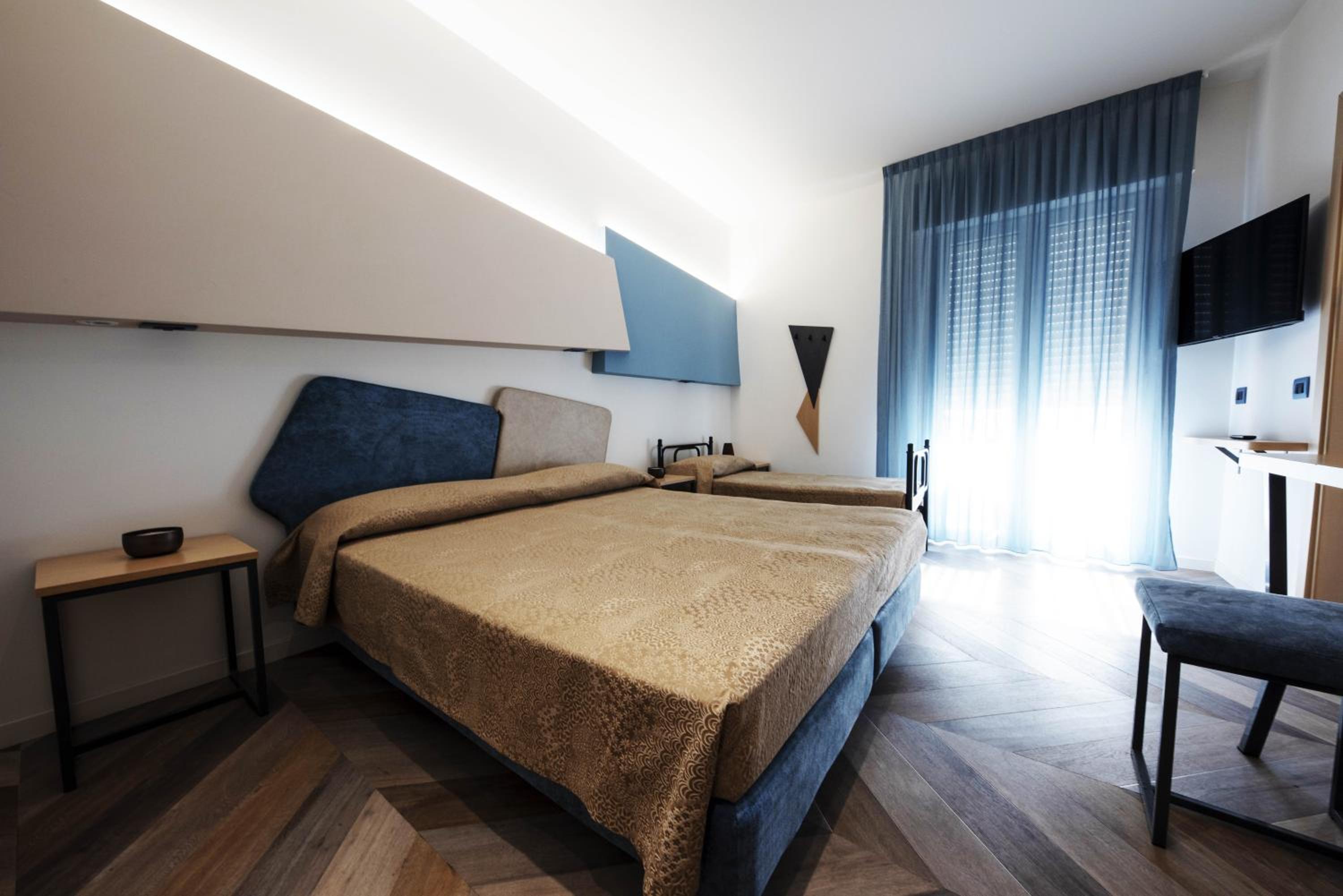 Triple Room - Photo 1