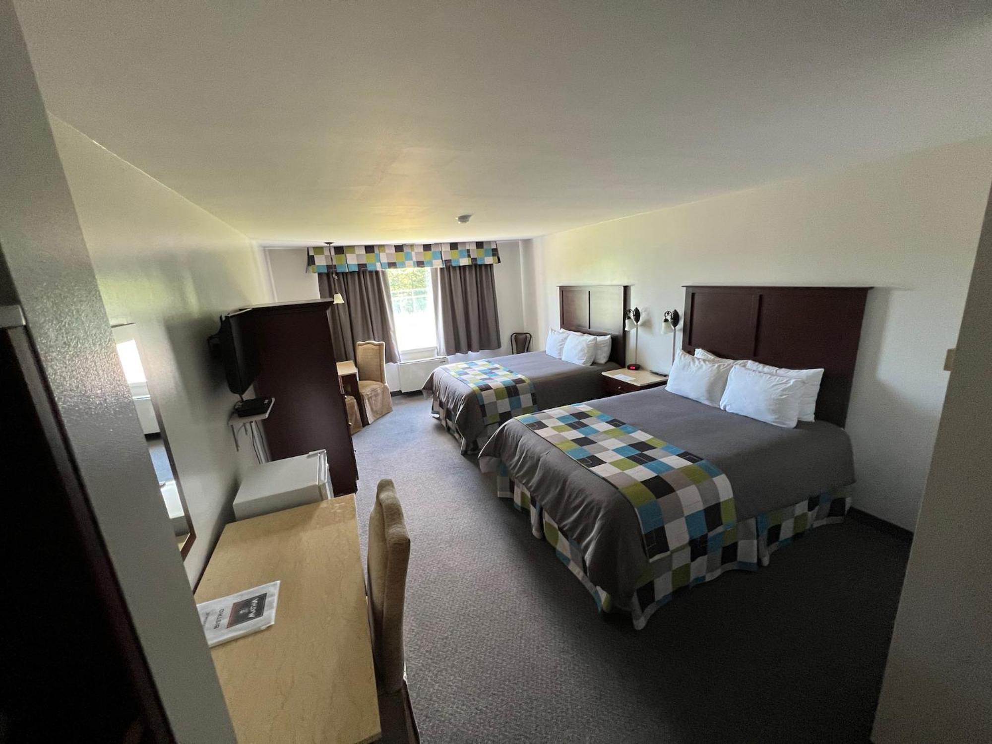 Queen Room - Photo 3
