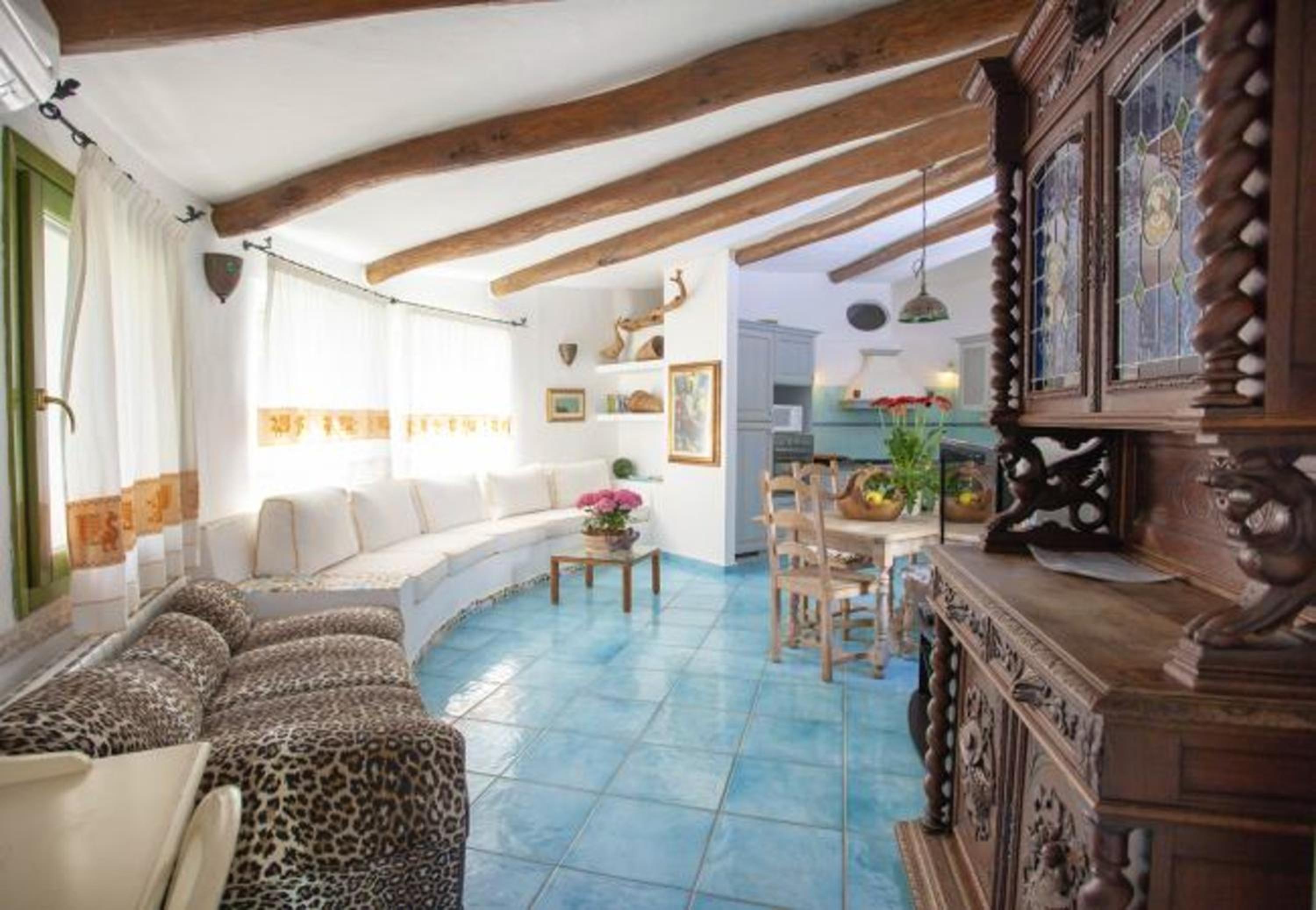 Three-Bedroom Vacation Home  photo 1