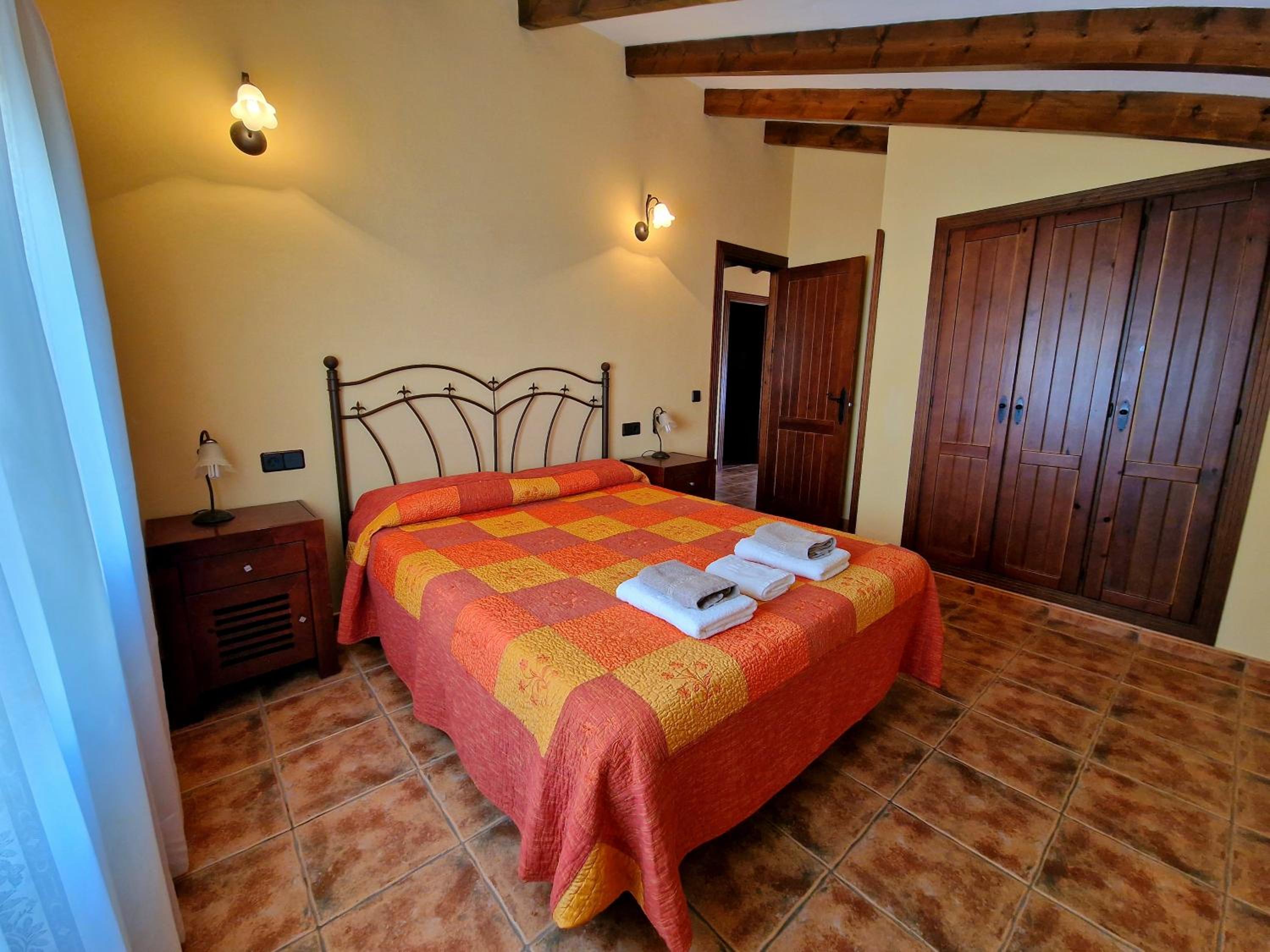 Casa de cinco habitaciones