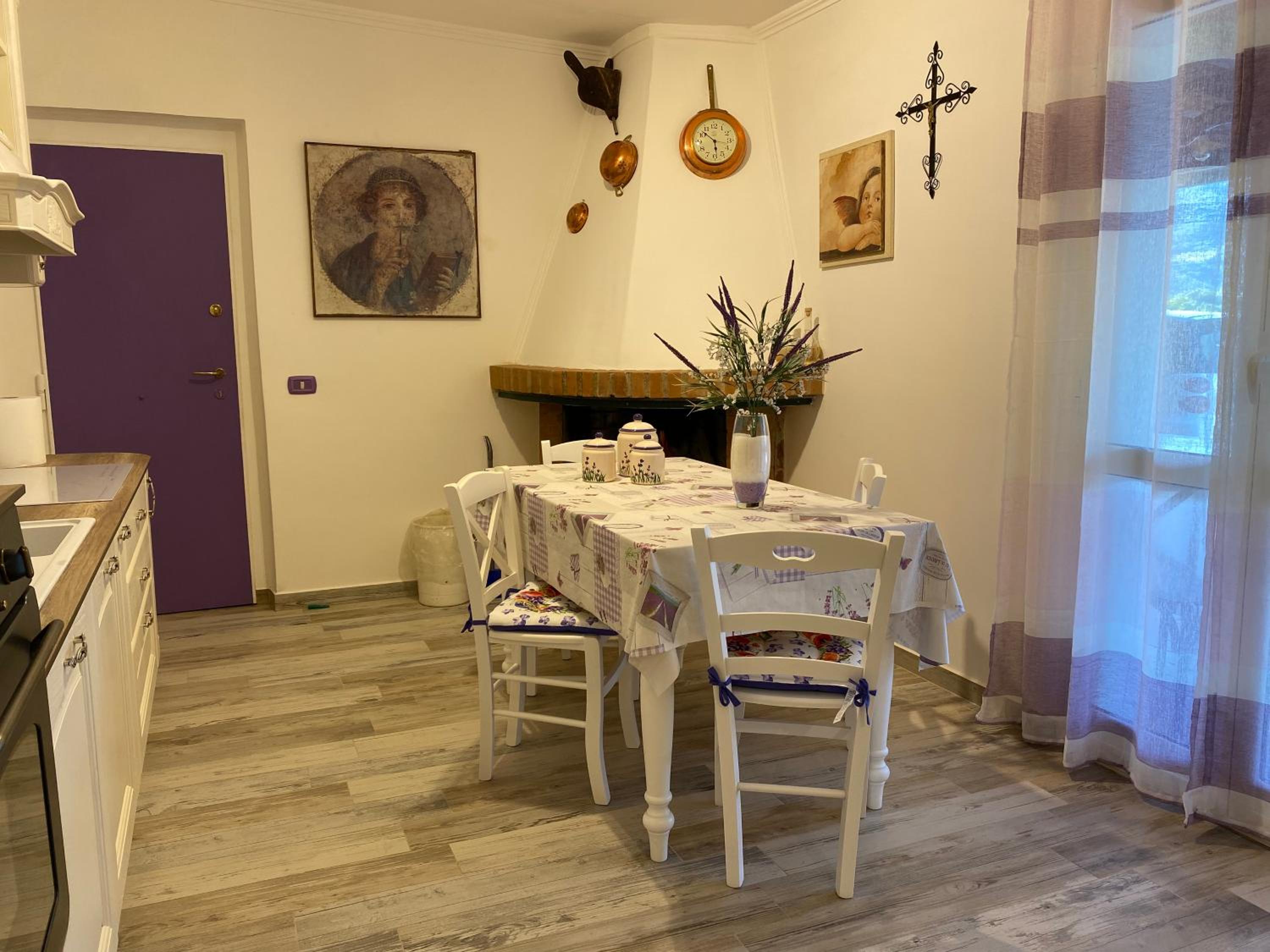 One-Bedroom House photo 2