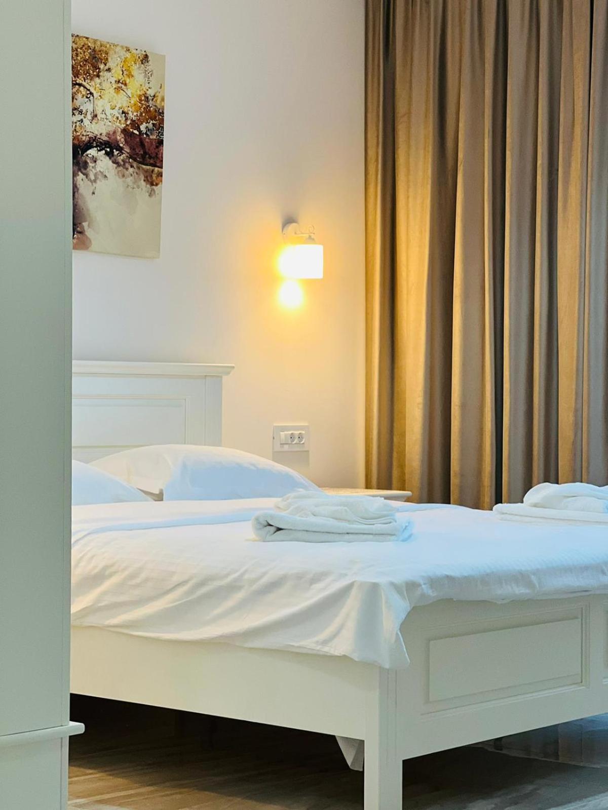 Double Room with Mountain View - Photo 20