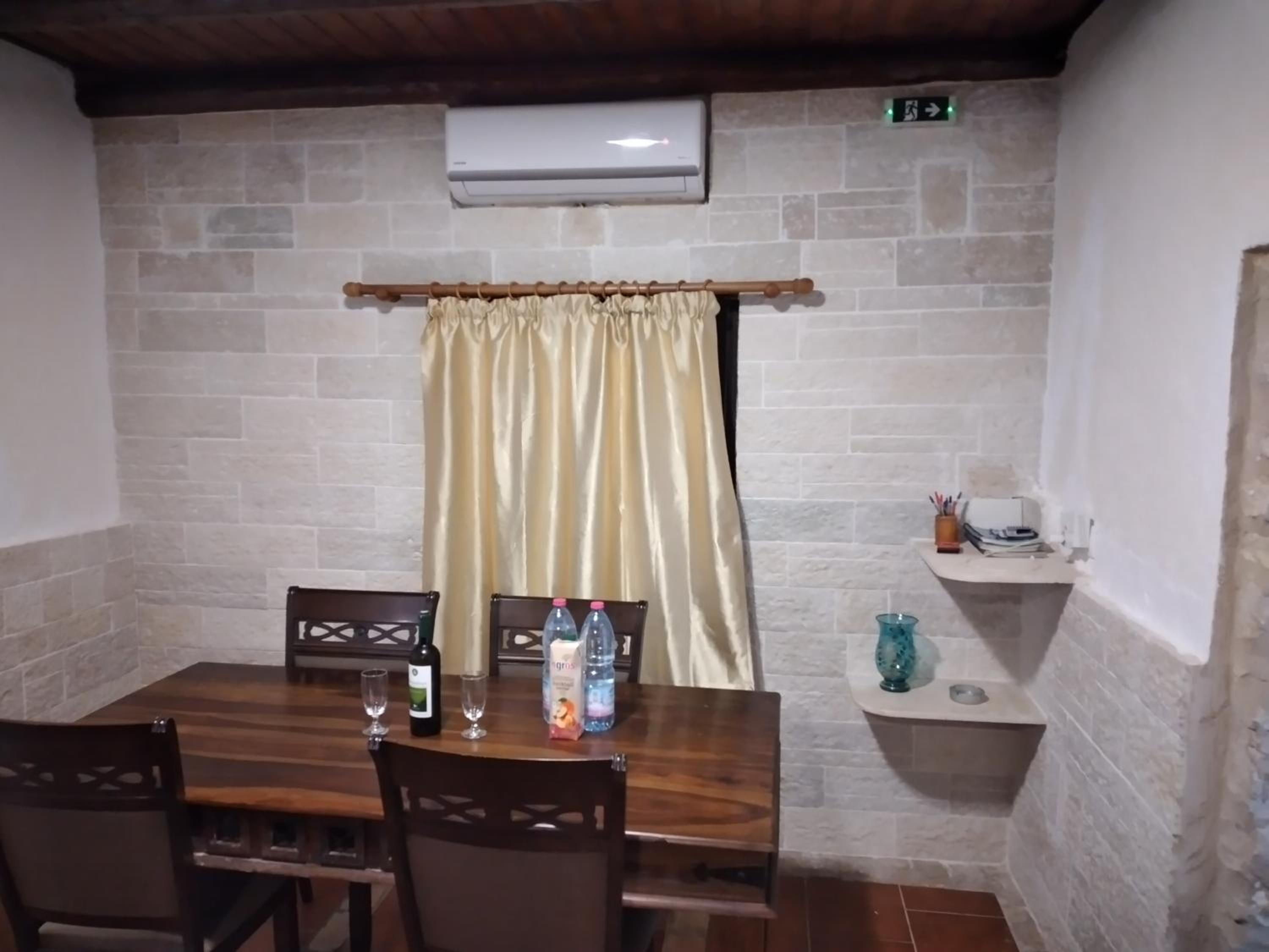 Two-Bedroom House - Photo 36