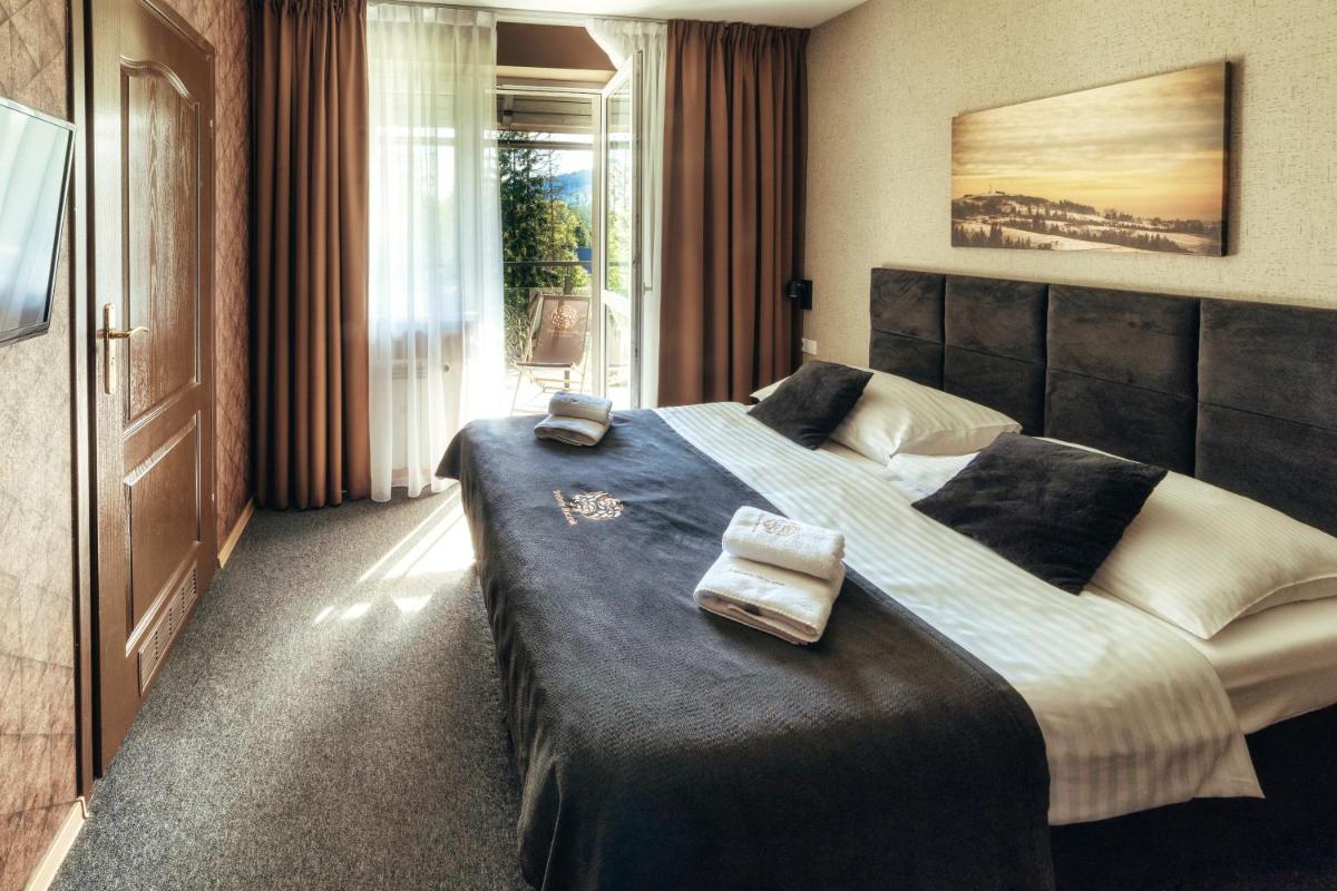 Double Room with Balcony - Photo 1