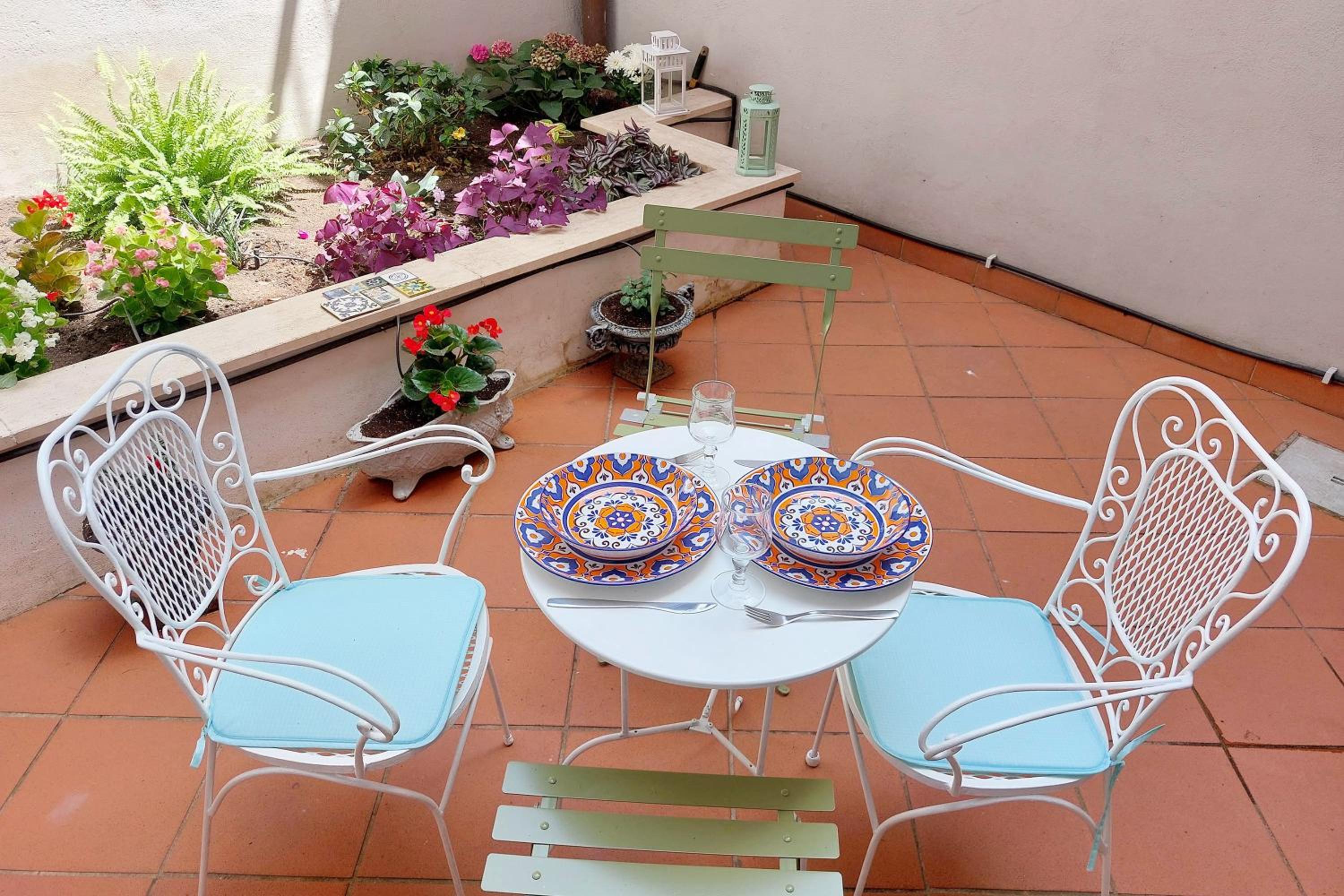 Apartment with Garden View -Via Capo d'Africa 14 photo 2