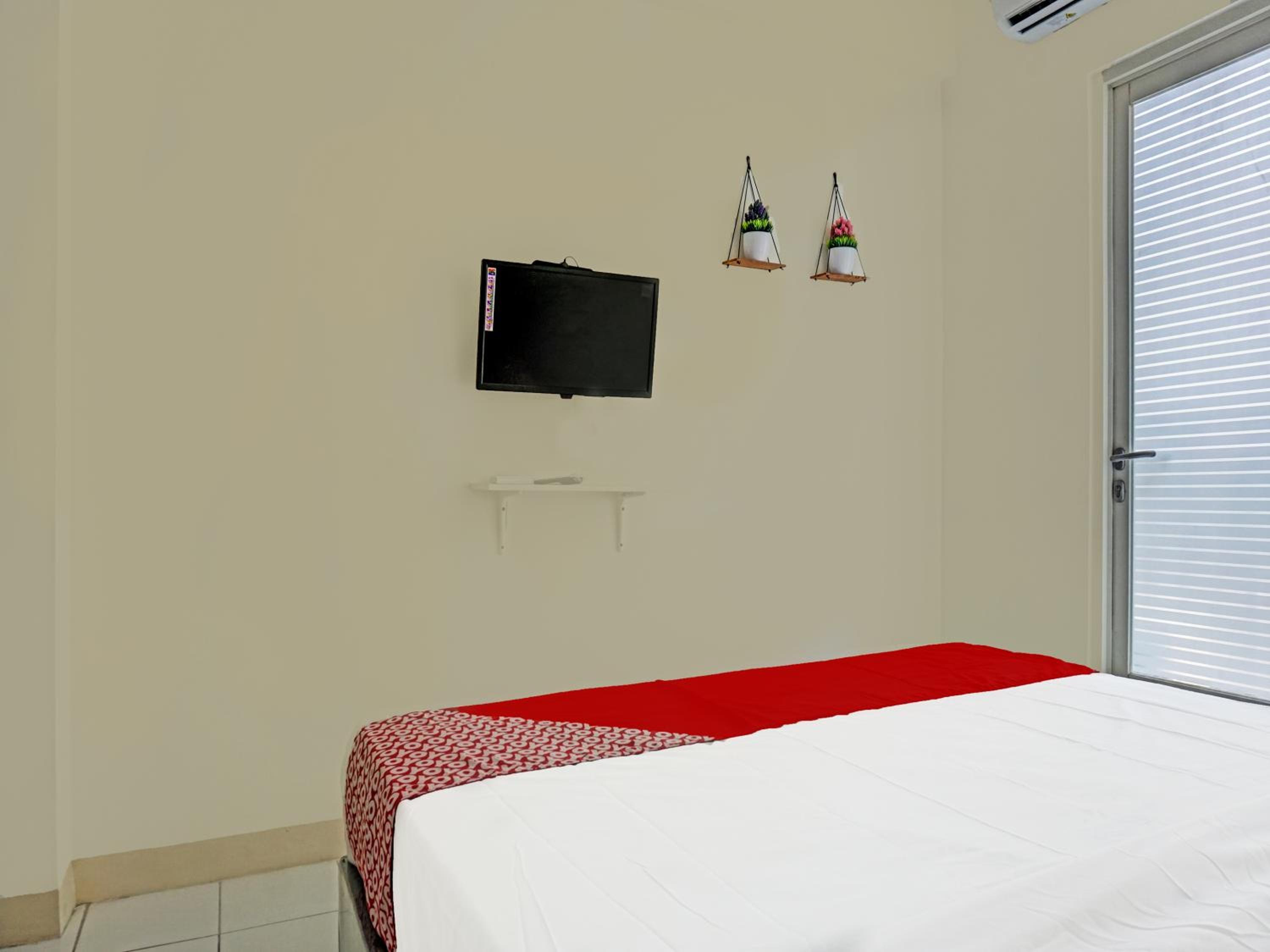 Standard Double Room - Photo 6
