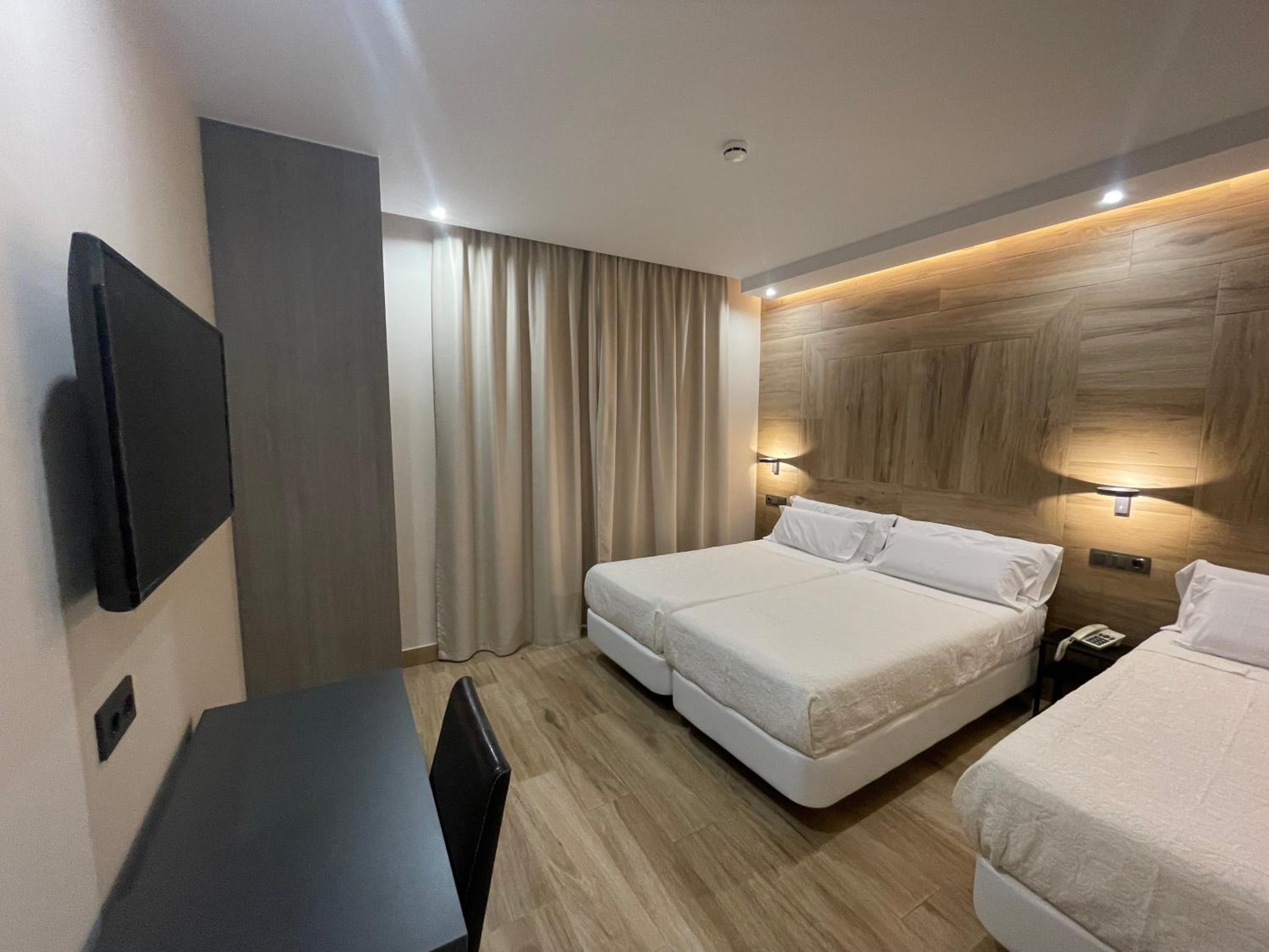Habitación Doble con Cama Extra