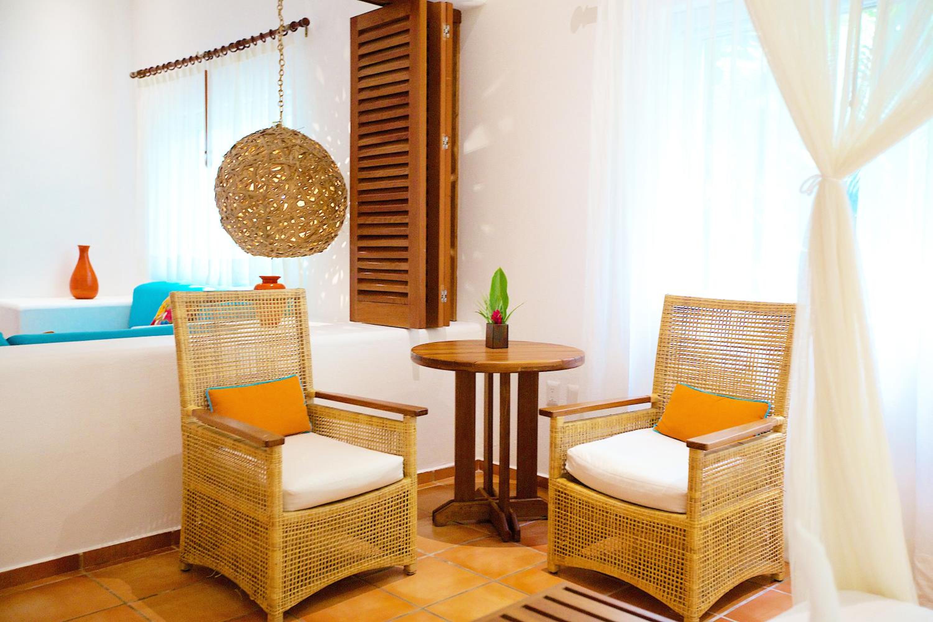 Deluxe Suite - Photo 2