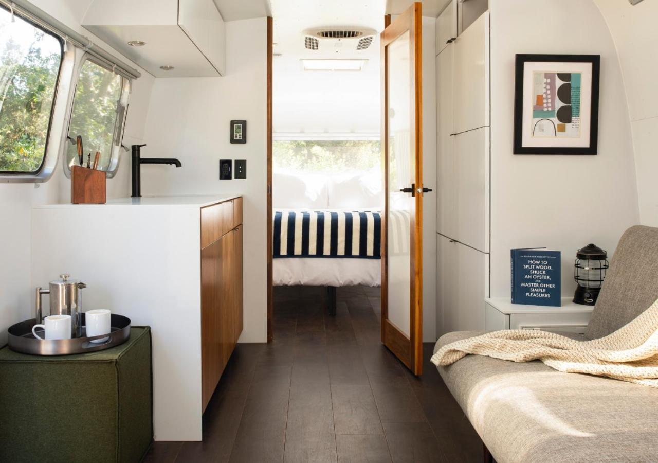 Premium Airstream Suite - Photo 11