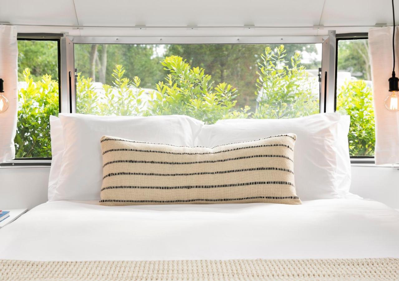 Premium Airstream Suite - Photo 10