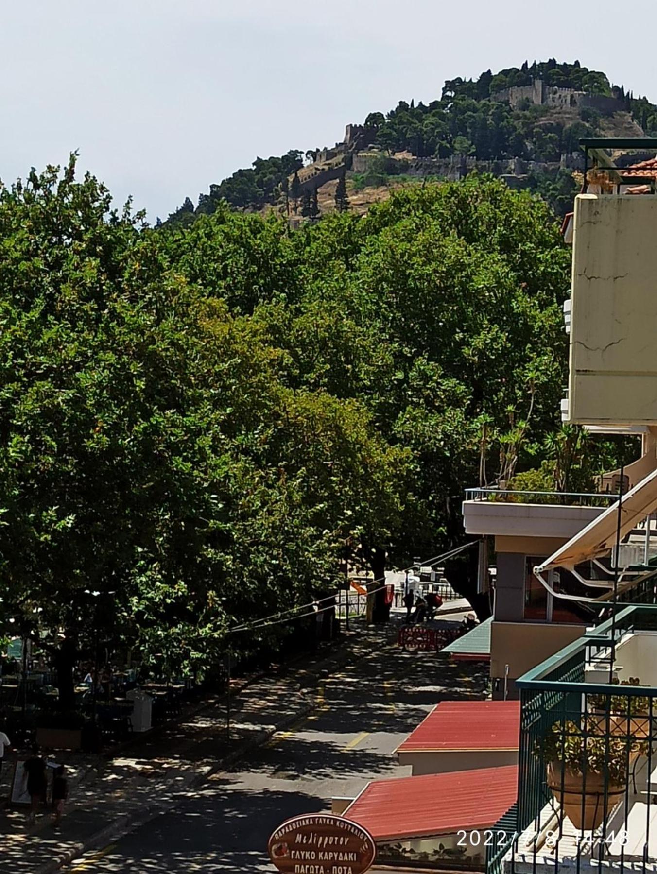 Apartment with Sea View photo 3