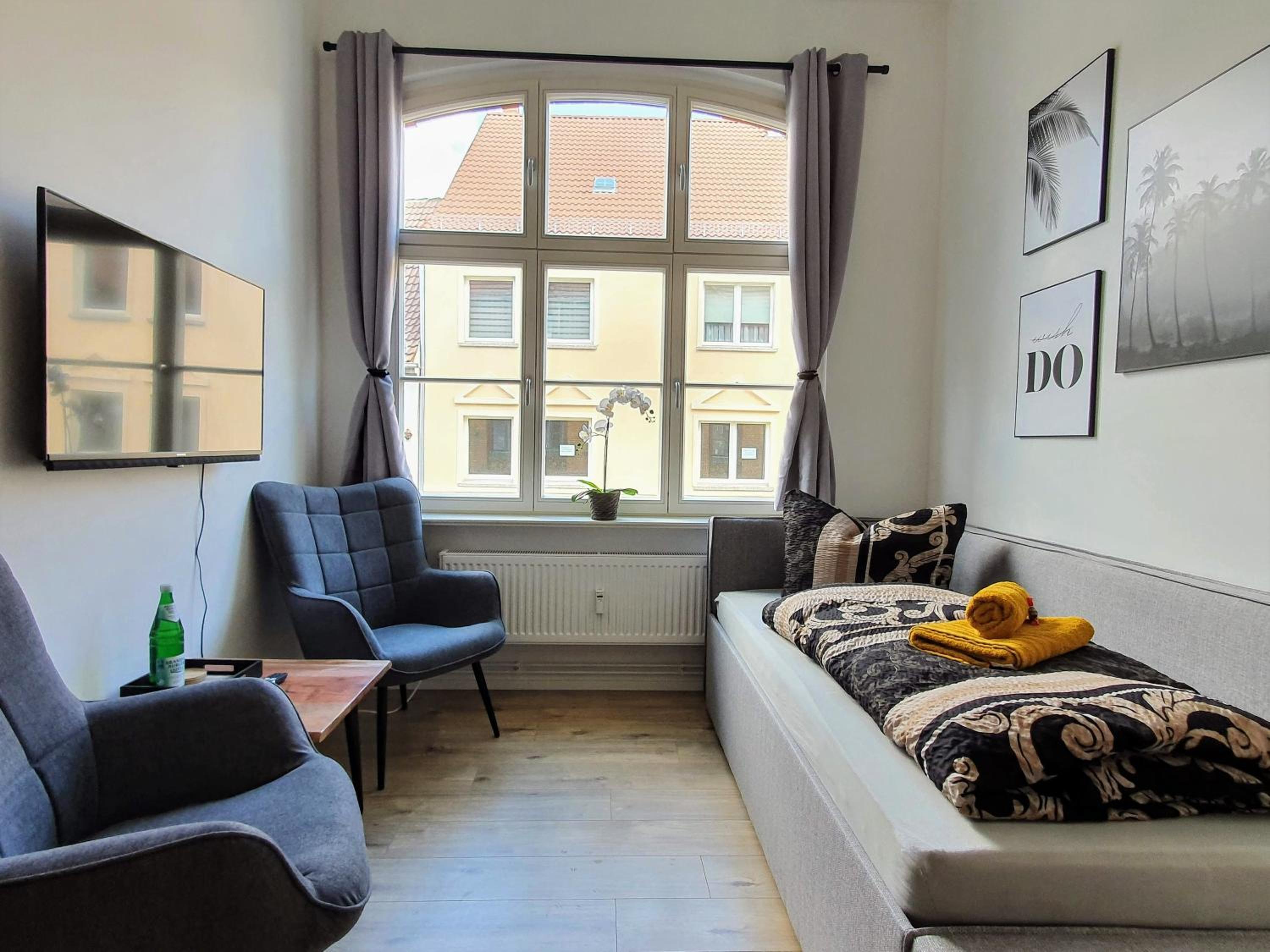 Studio Apartment photo 1
