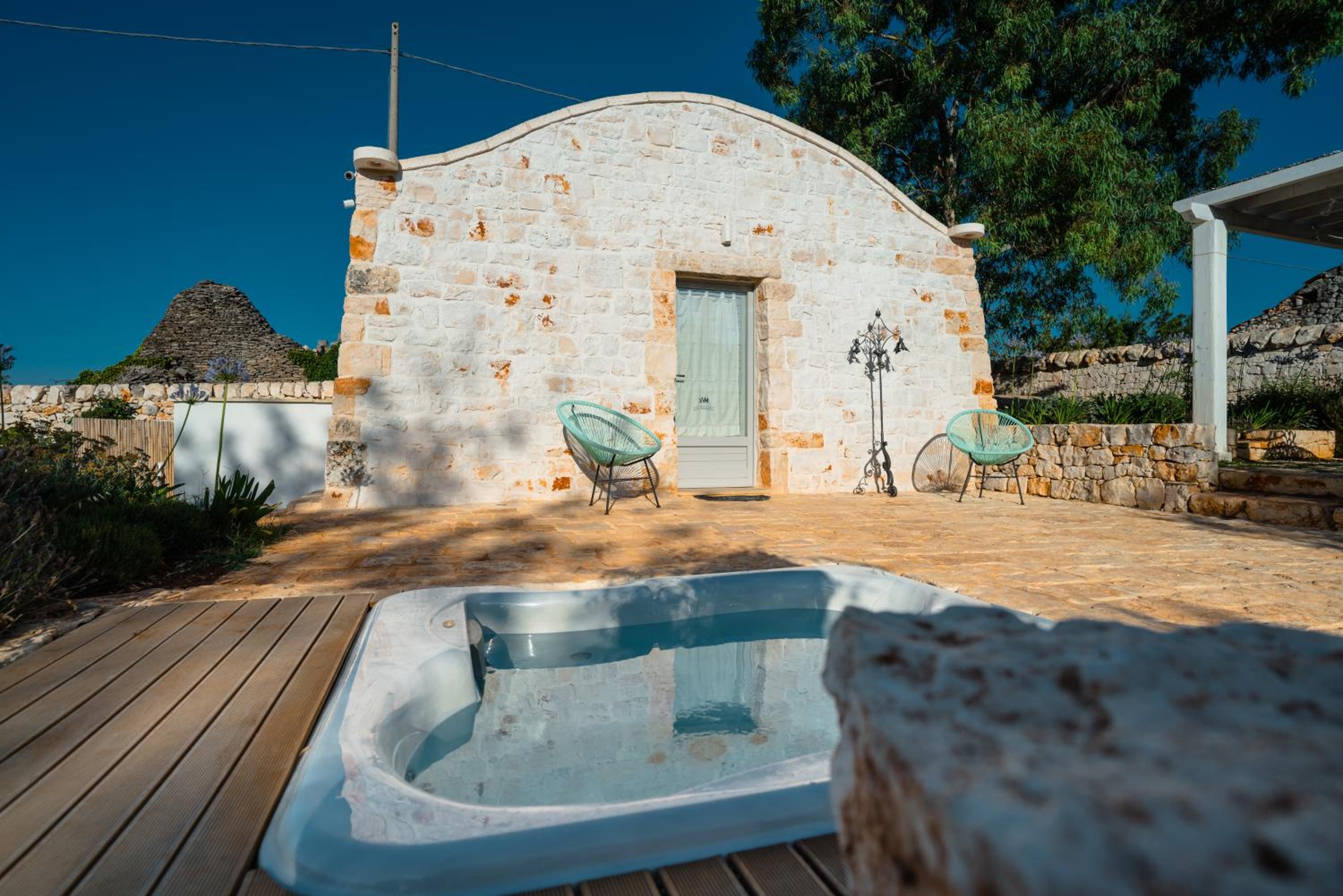 One-Bedroom Villa - Photo 23