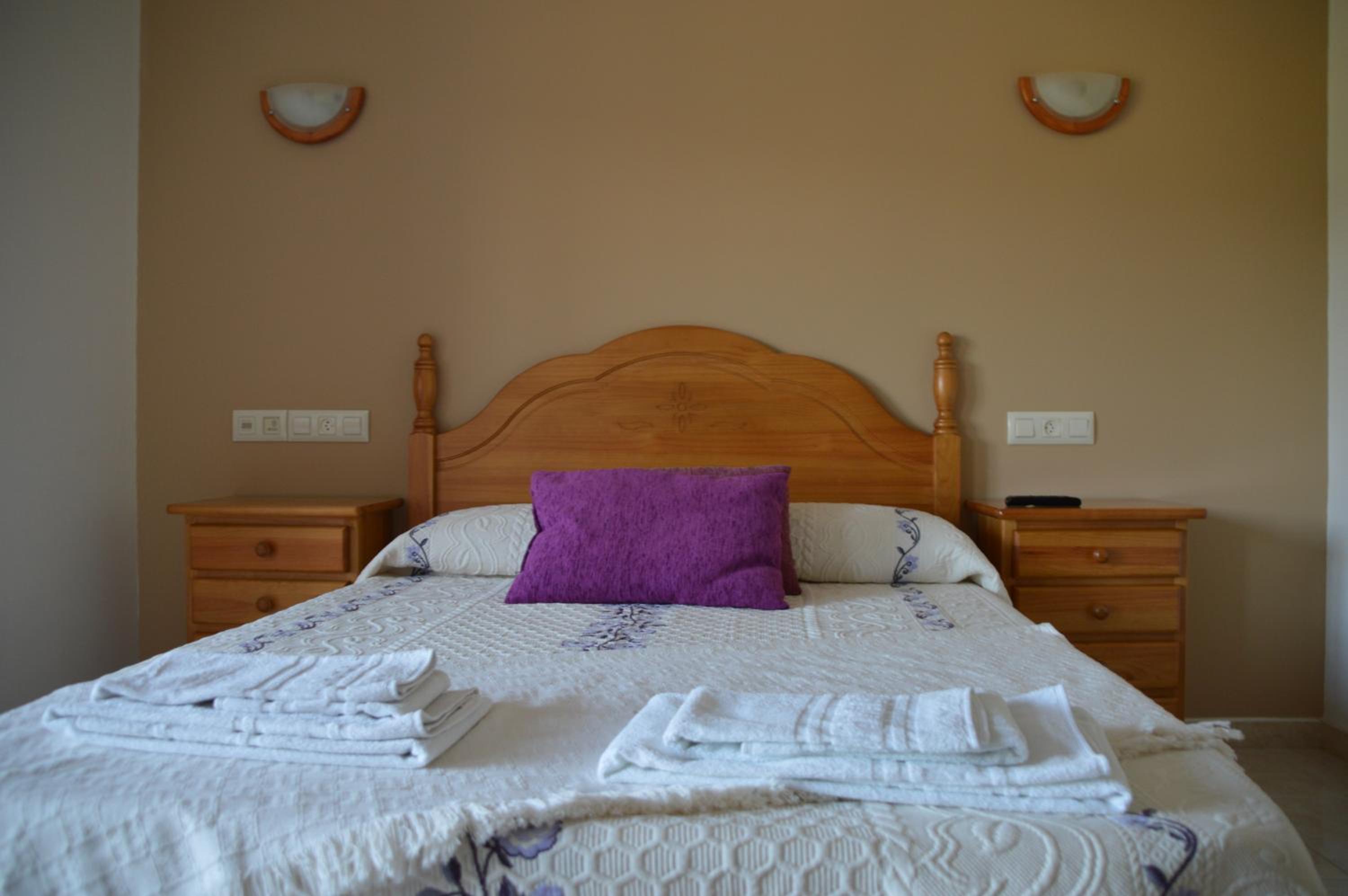 Double Room with Private Bathroom photo 3