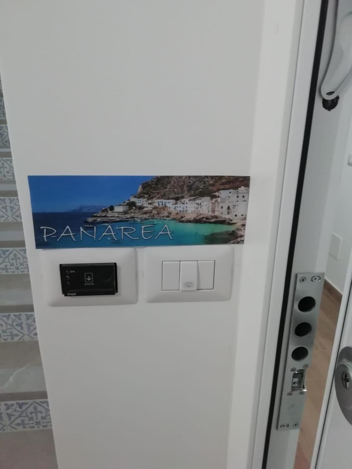 One-Bedroom Apartment - Photo 2
