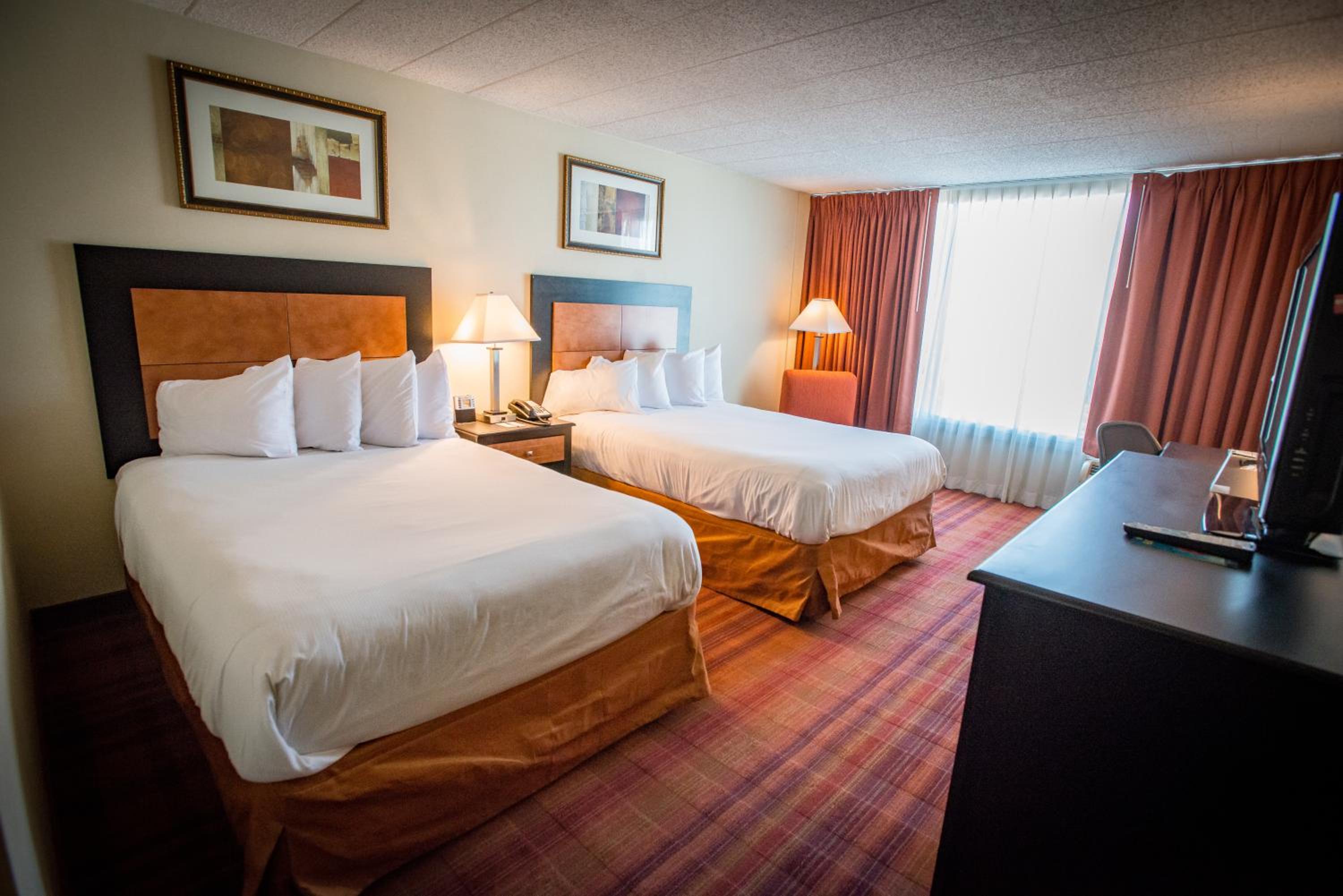 Double Room with Two Double Beds - Accessible/Non-Smoking - Photo 5