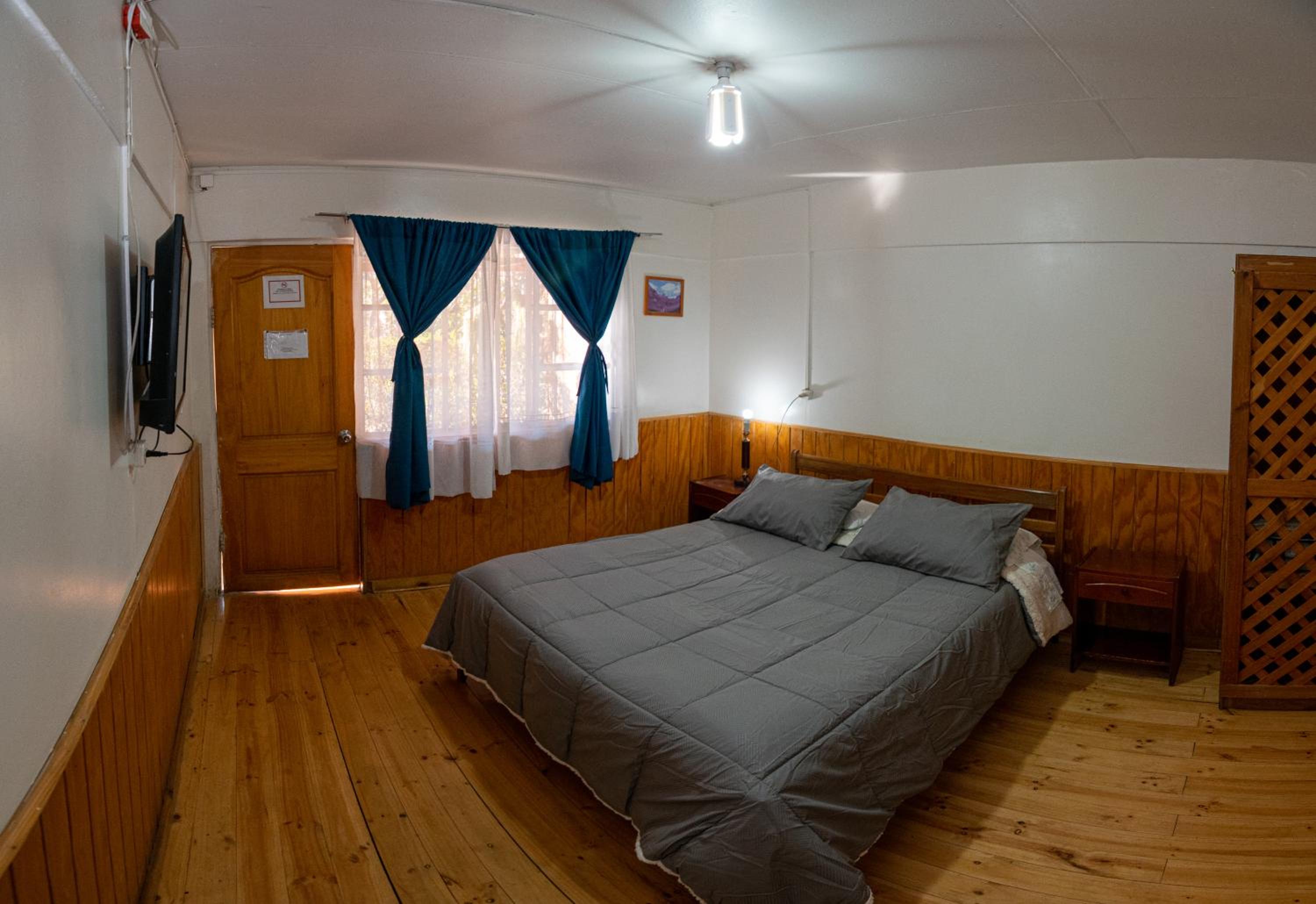 Double Room with Private Bathroom photo 2