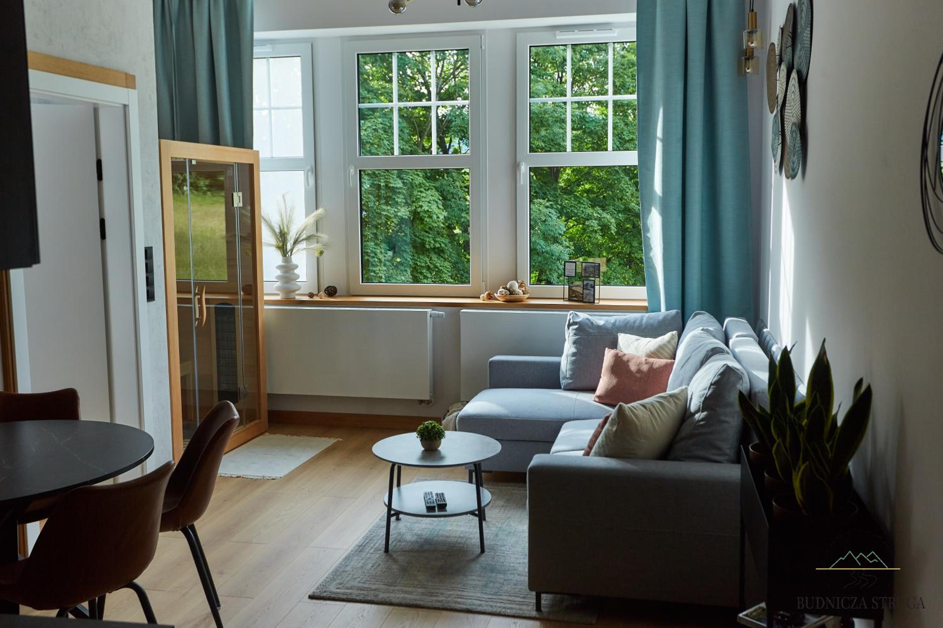 One-Bedroom Apartment - Photo 23