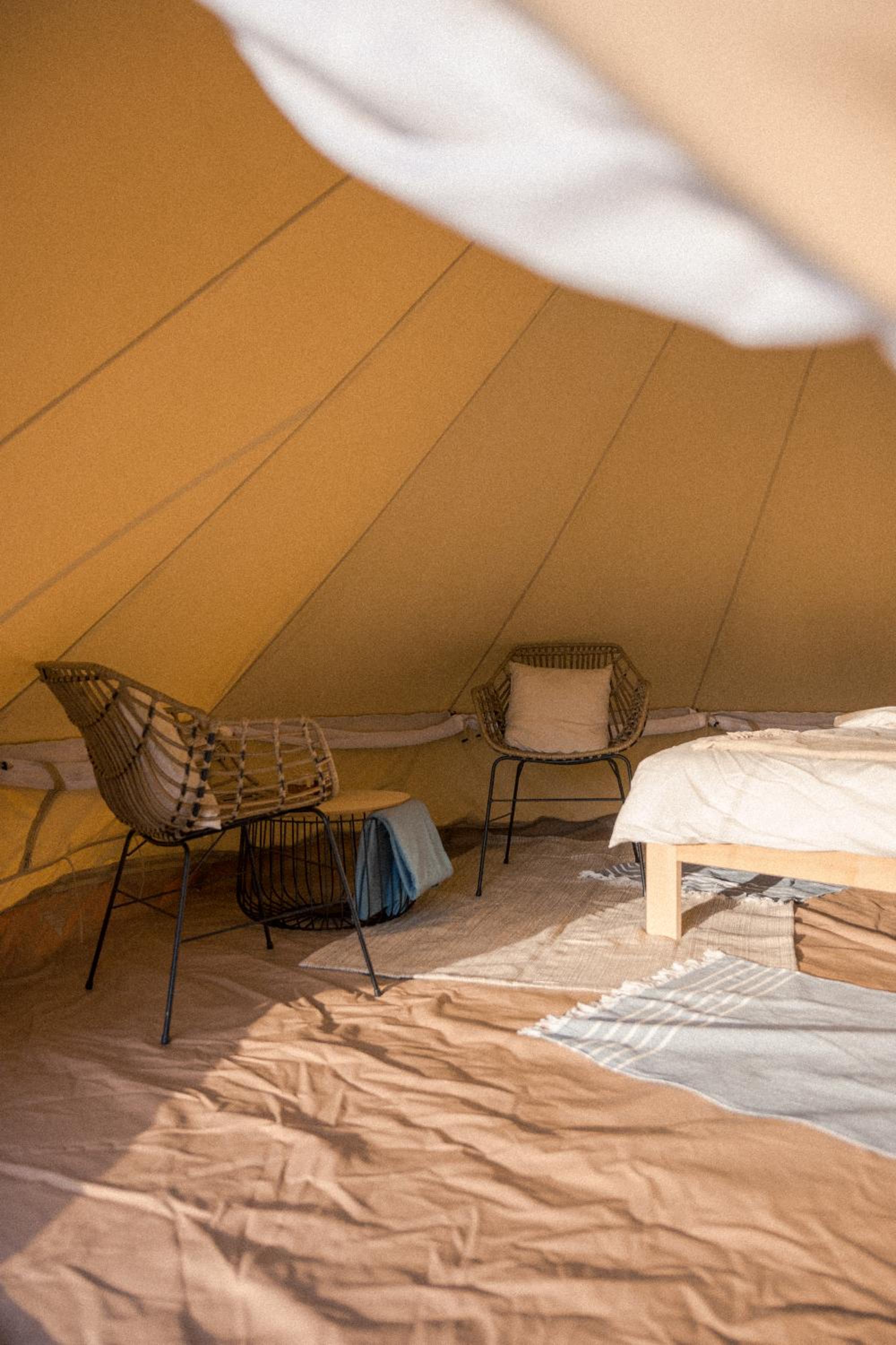 Tent - Photo 12