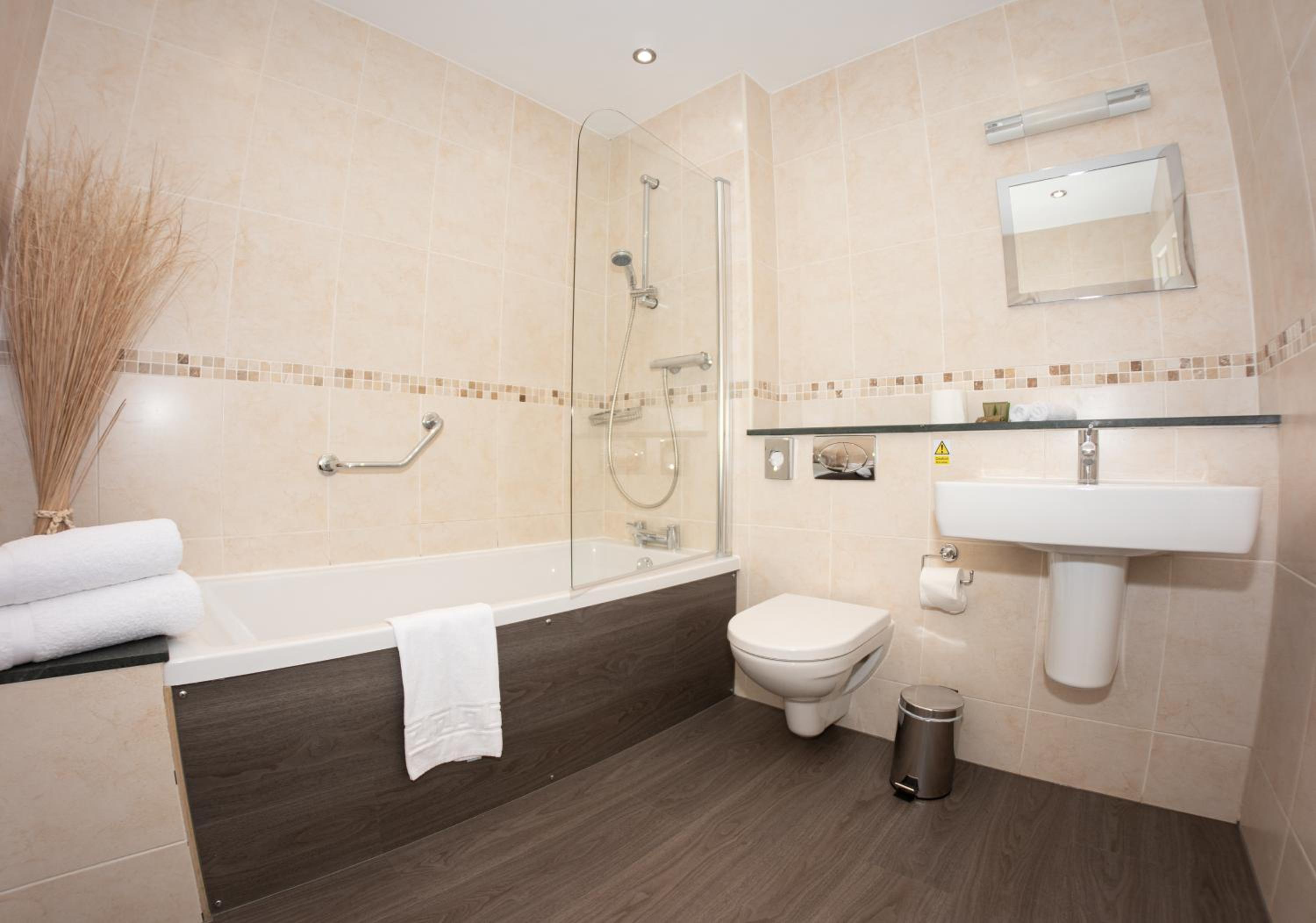 Superior Double or Twin Room photo 3