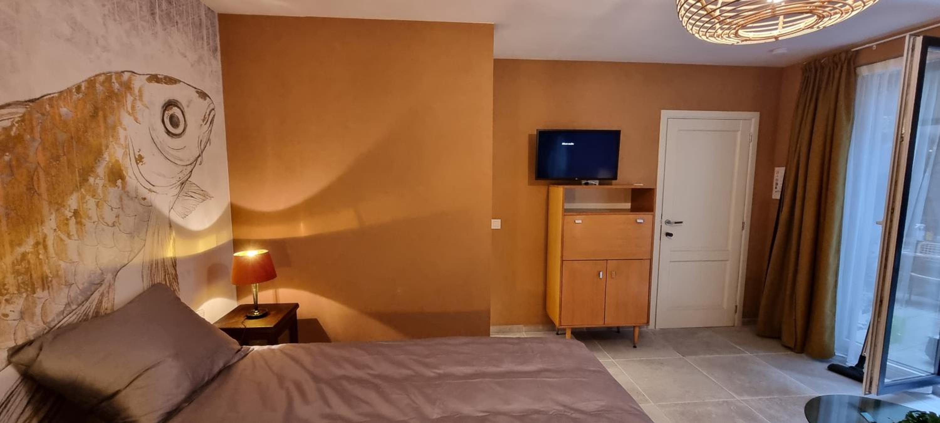 Deluxe Double Room with Shower photo 2
