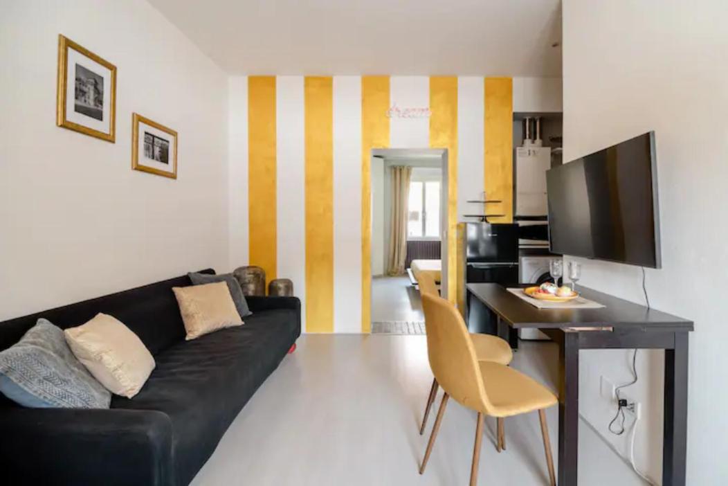 One-Bedroom Apartment photo 2