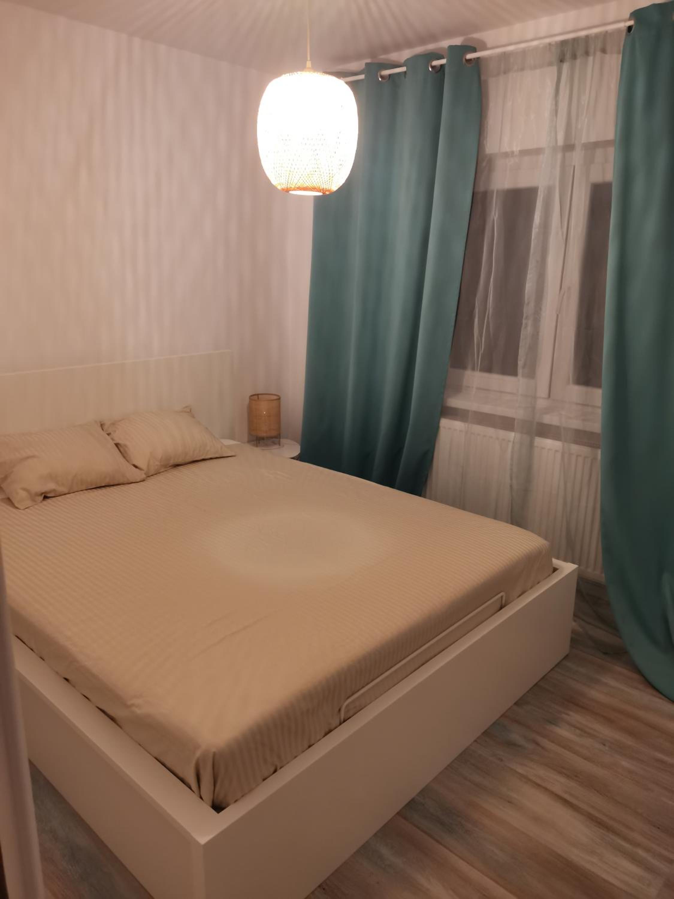 One-Bedroom Apartment - Photo 43