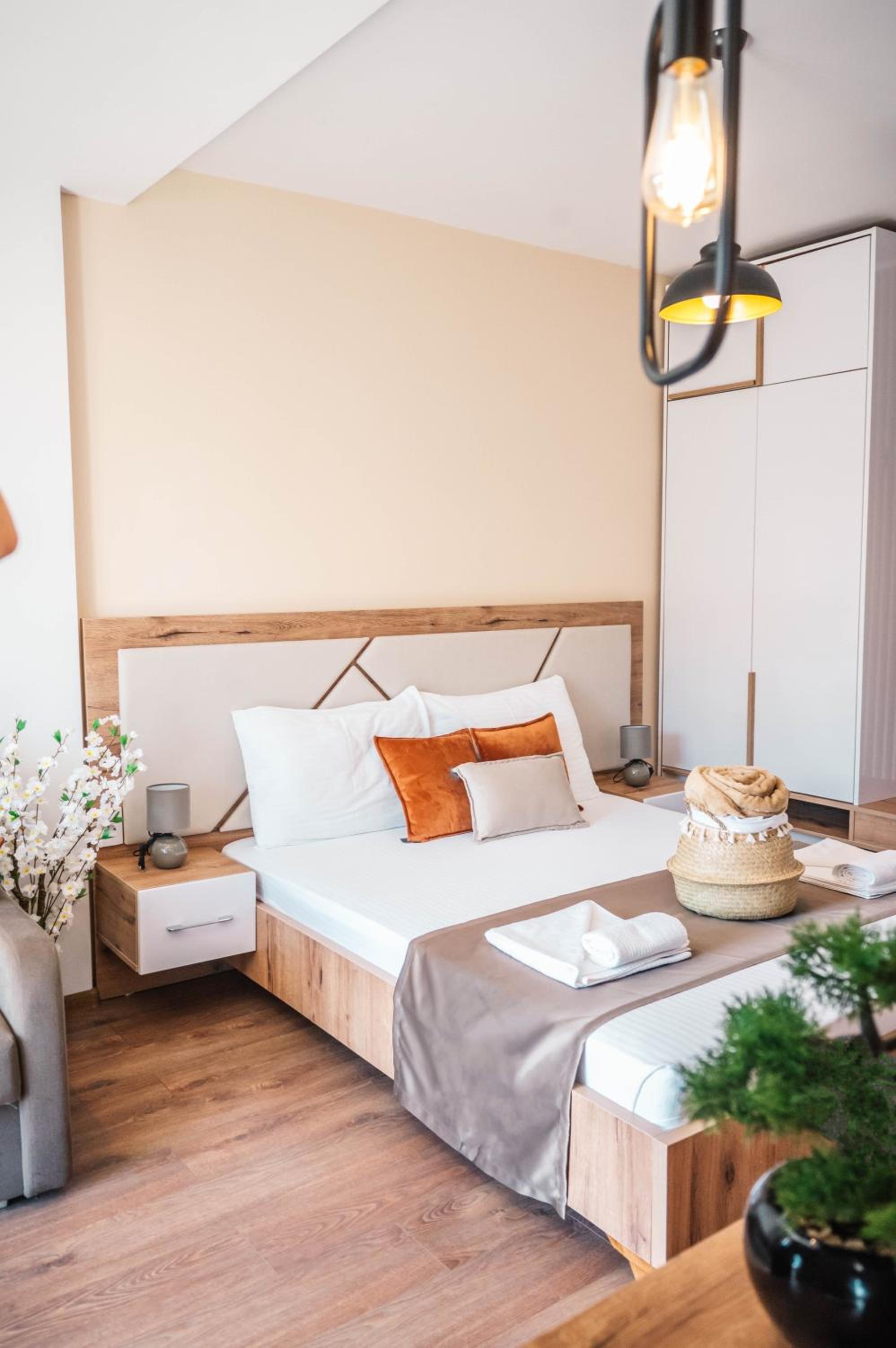 Double Room with Balcony and Sea View - Photo 6