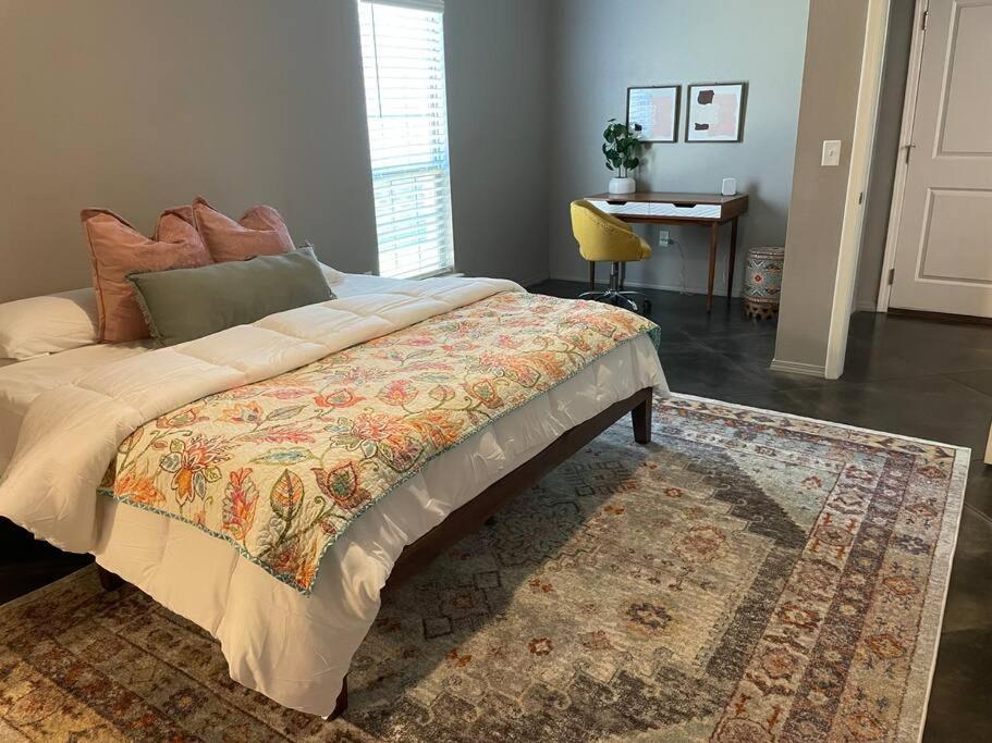 Three-Bedroom House photo 1