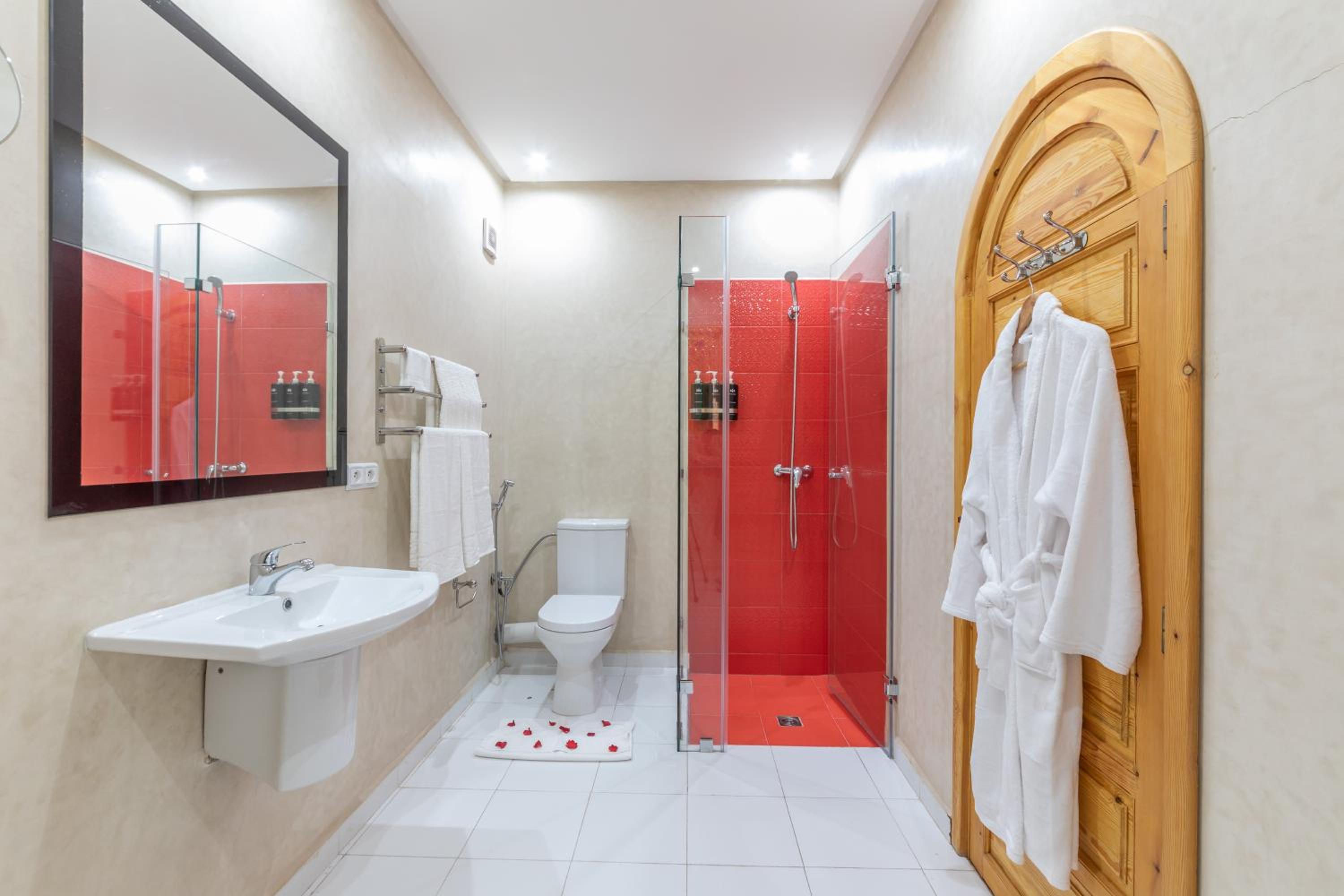 Basic Triple Room - Photo 53