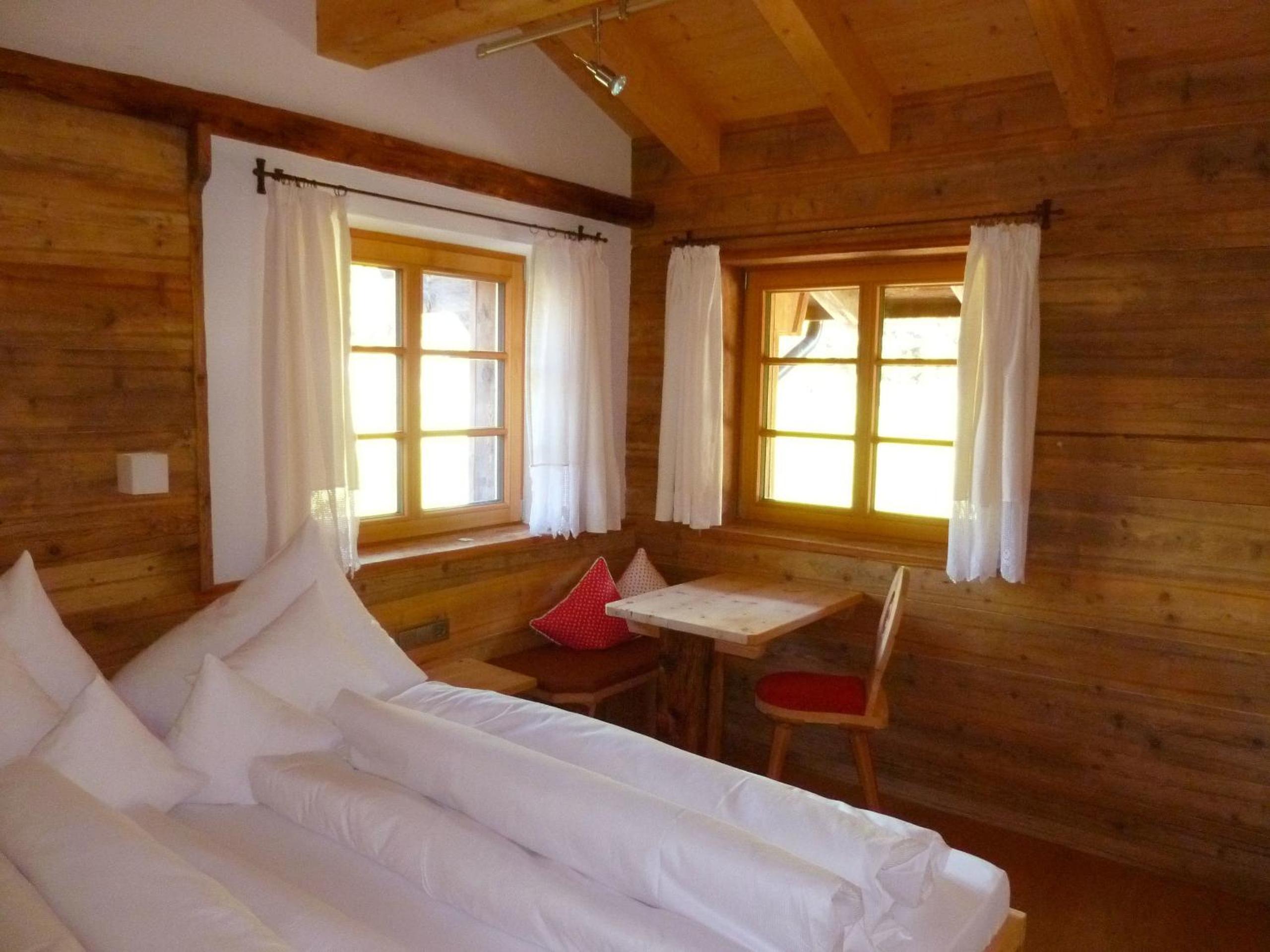 Family Room with Private Bathroom photo 1