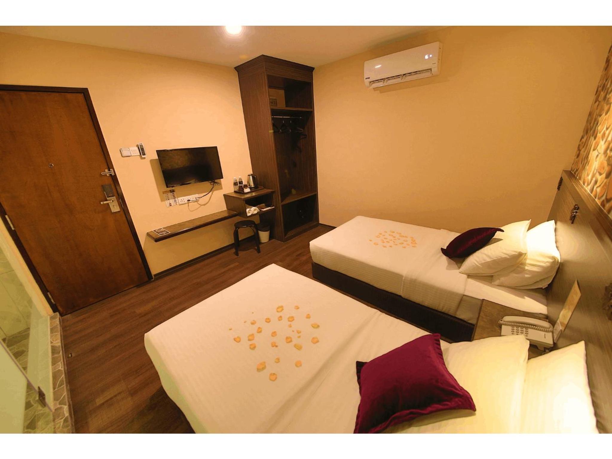 Superior Twin Room - Photo 3