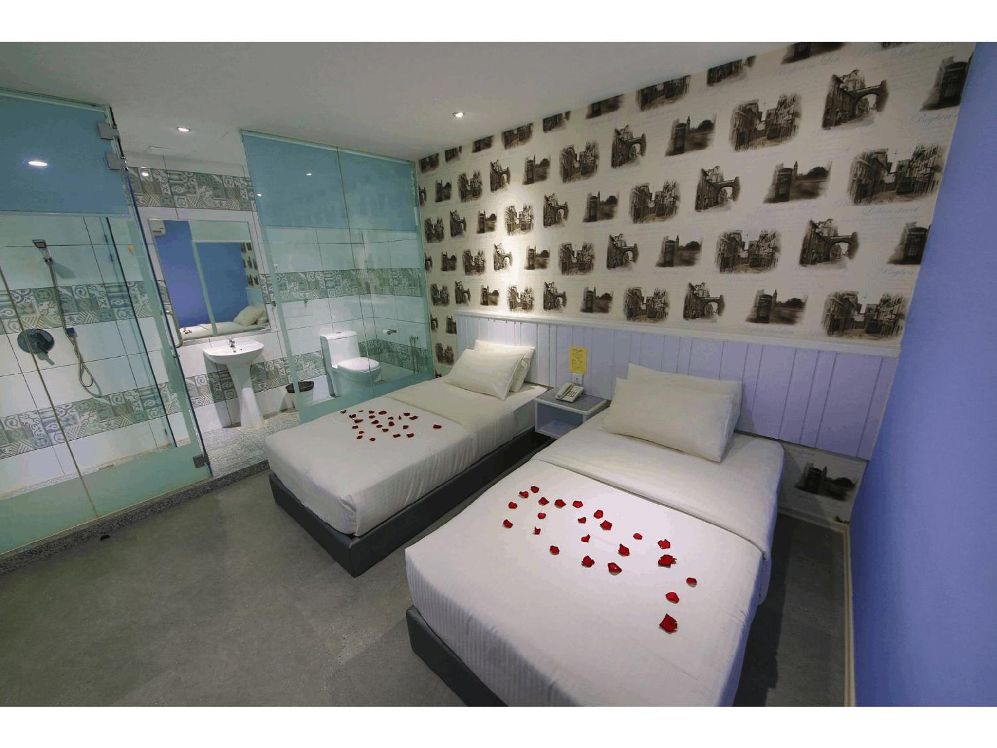 Superior Twin Room - Photo 2