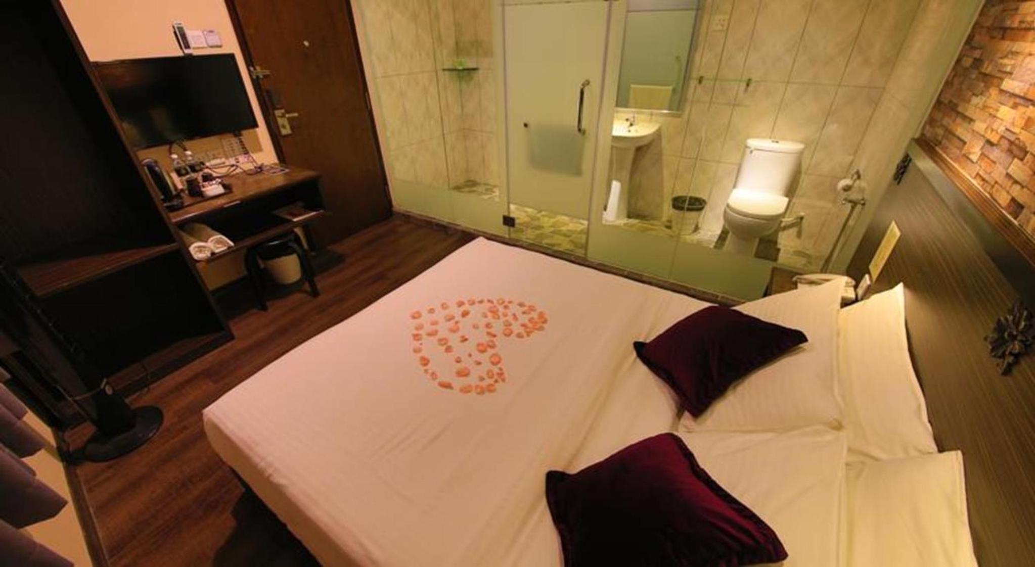 Superior Double Room - Photo 1