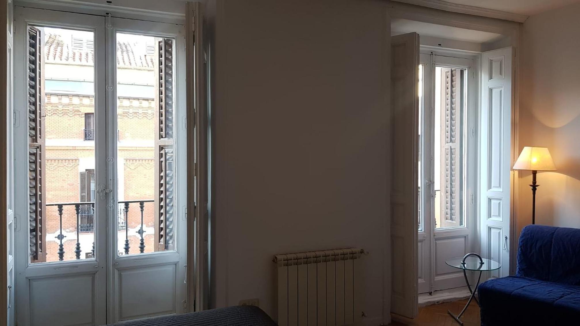 Triple Room with Shared Bathroom photo 3