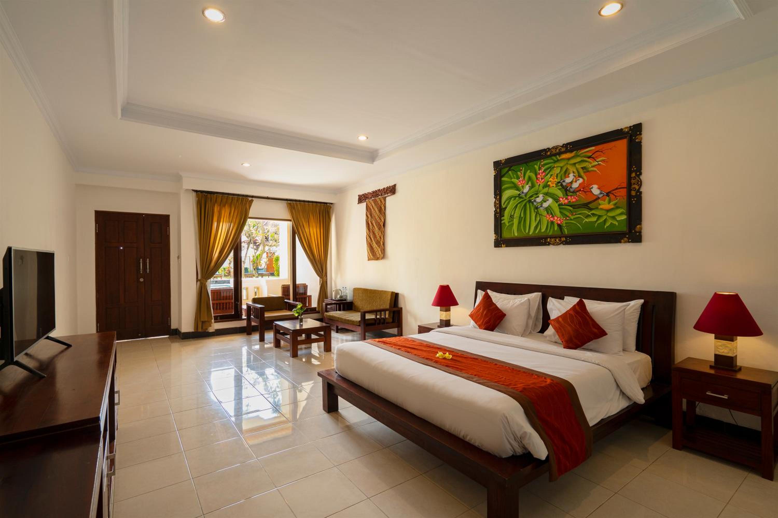 Deluxe Double with Pool View - Photo 1