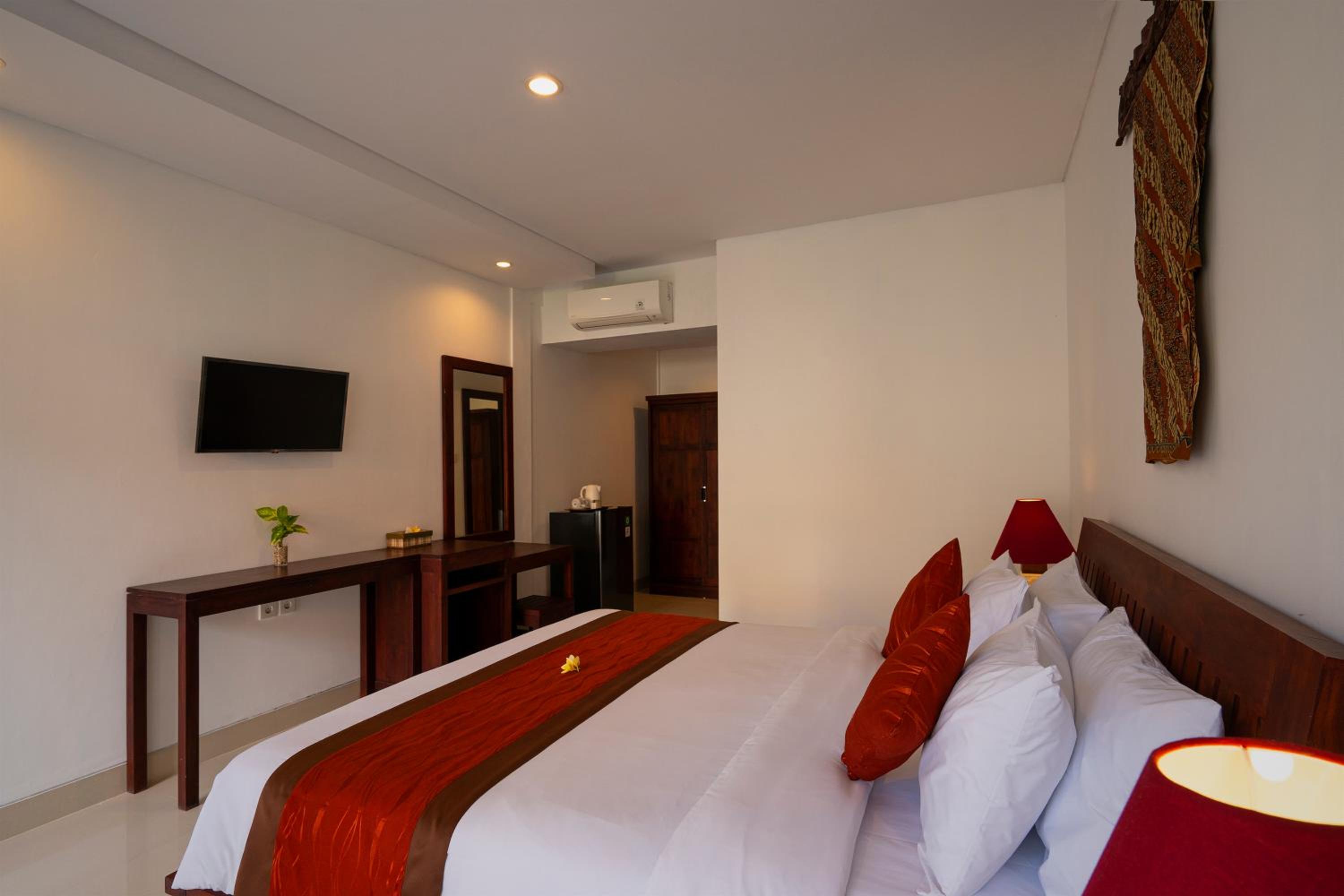 Superior Double or Twin Room - Photo 10