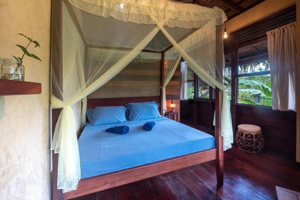 Three-Bedroom Villa photo 1