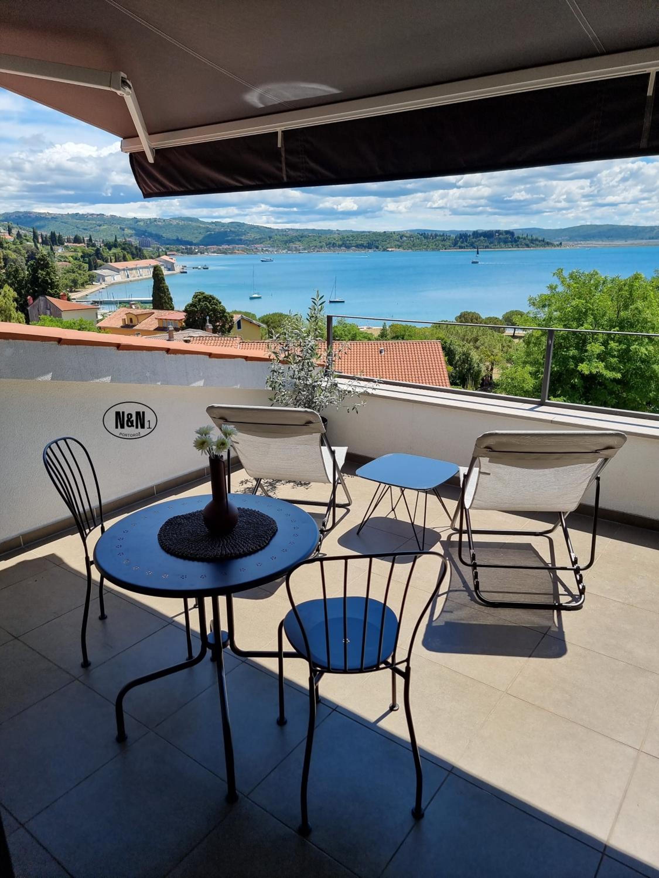 Double Room with Balcony and Sea View photo 1