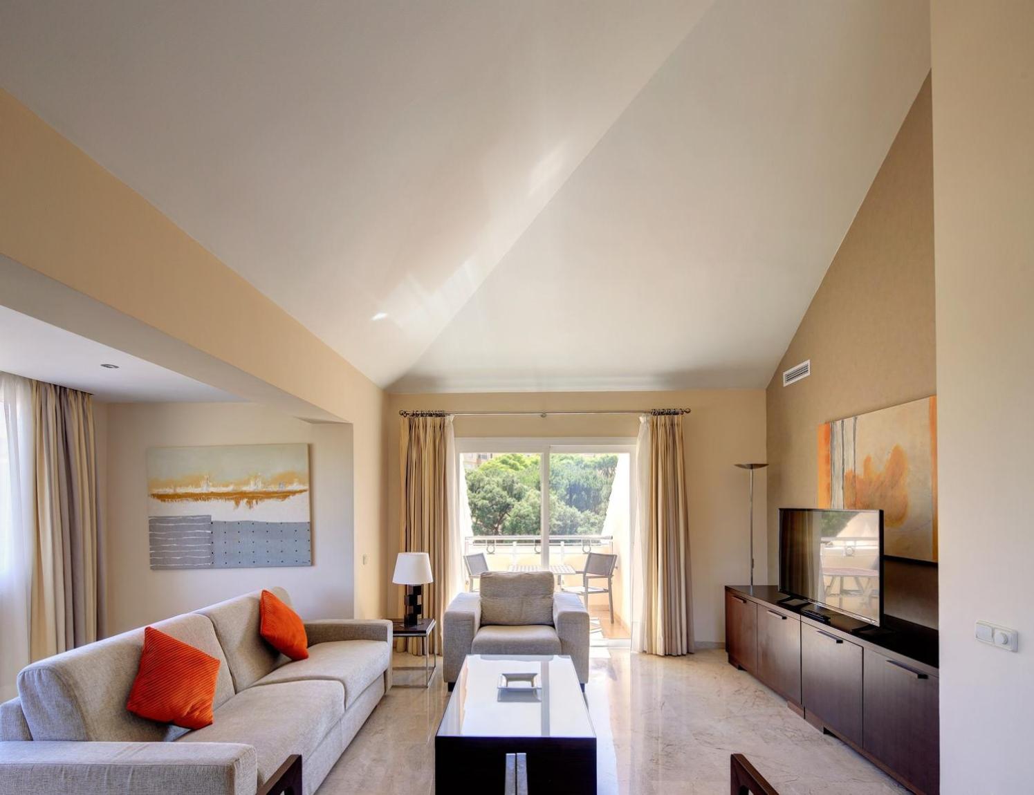 Suite de un dormitorio (2 adultos + 2 niños)