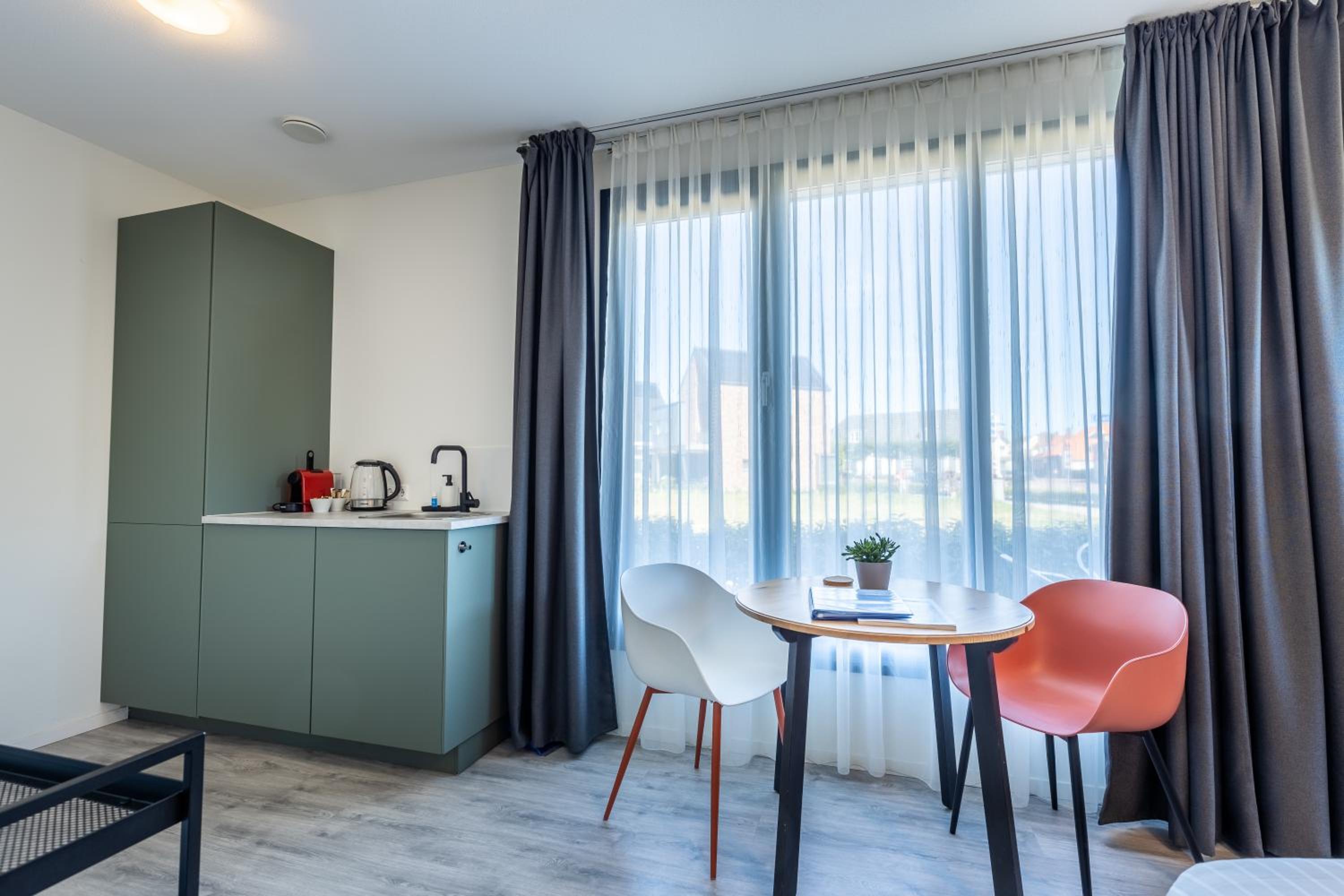Deluxe Double or Twin Room photo 2